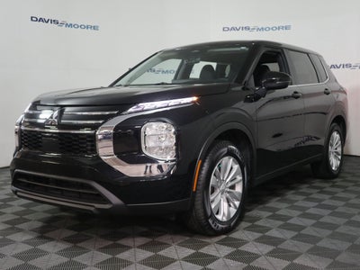 2025 Mitsubishi Outlander ES