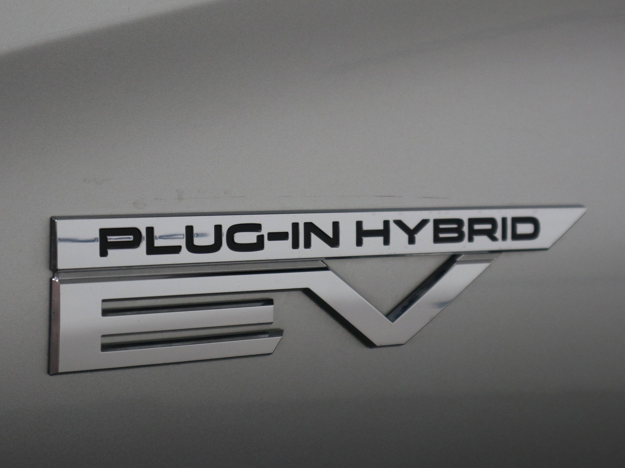 2024 Mitsubishi Outlander Plug-In Hybrid SEL
