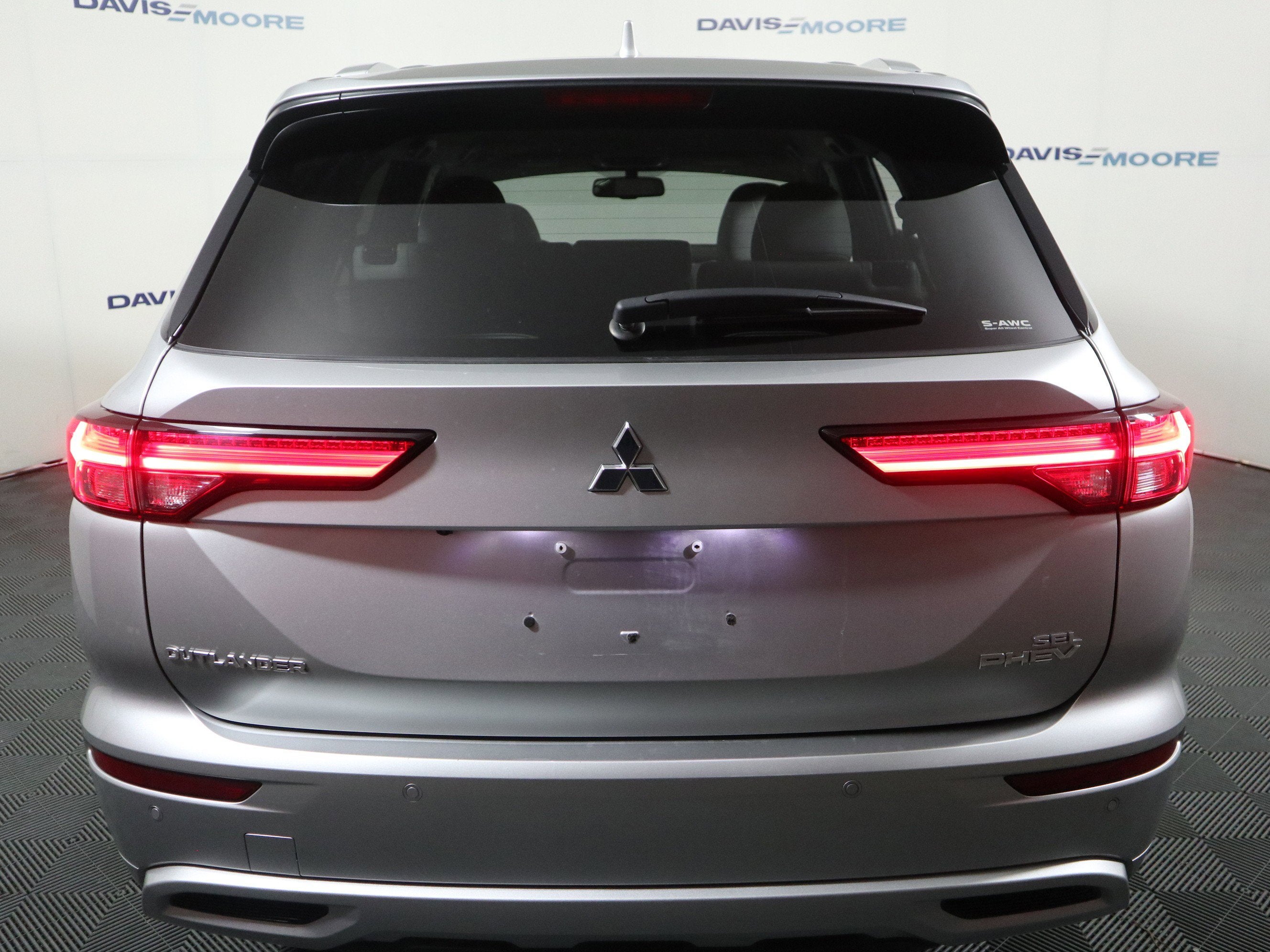 2024 Mitsubishi Outlander Plug-In Hybrid SEL