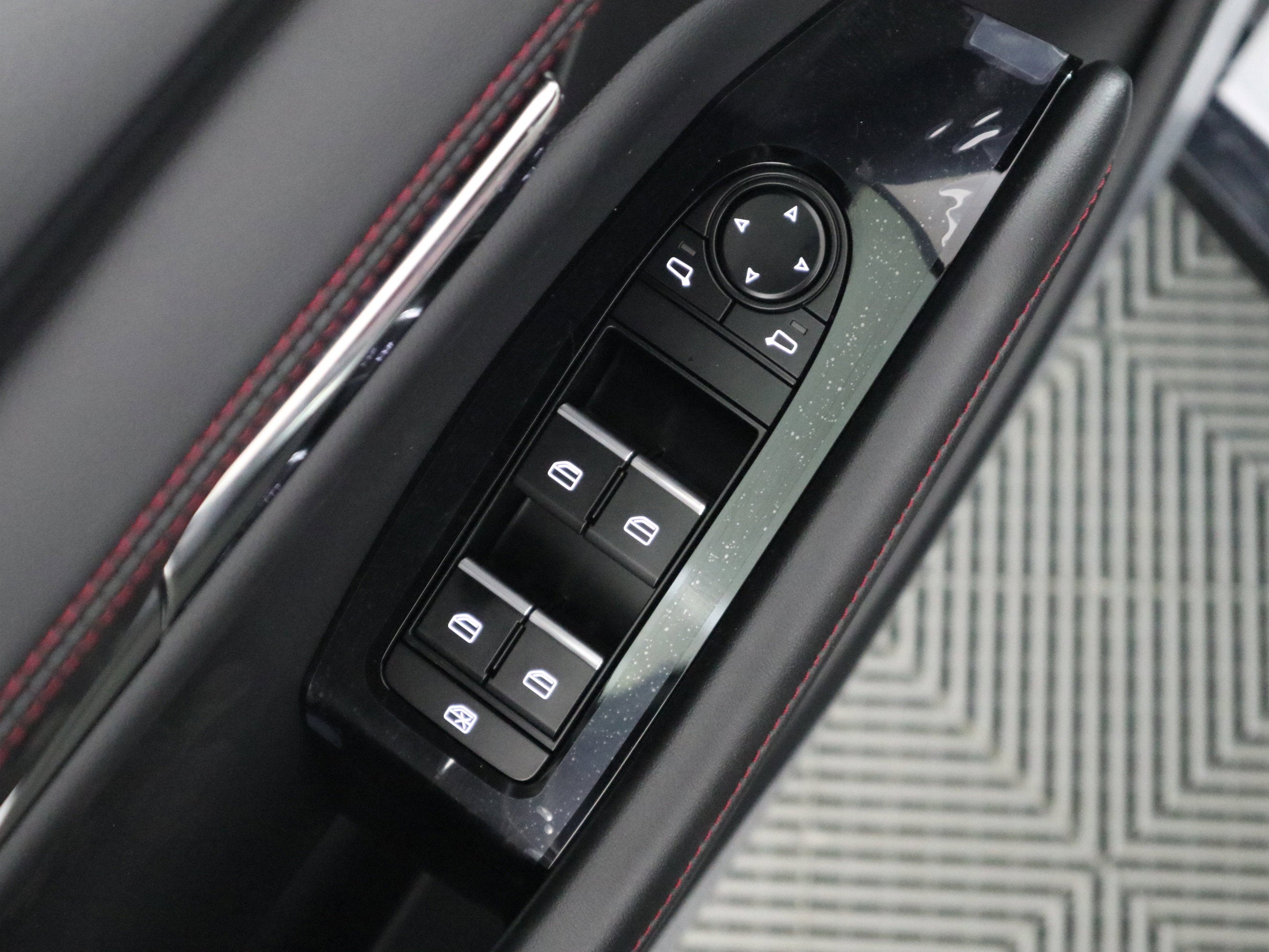 2026 Mazda Mazda3 Hatchback 2.5 S Carbon Edition AWD