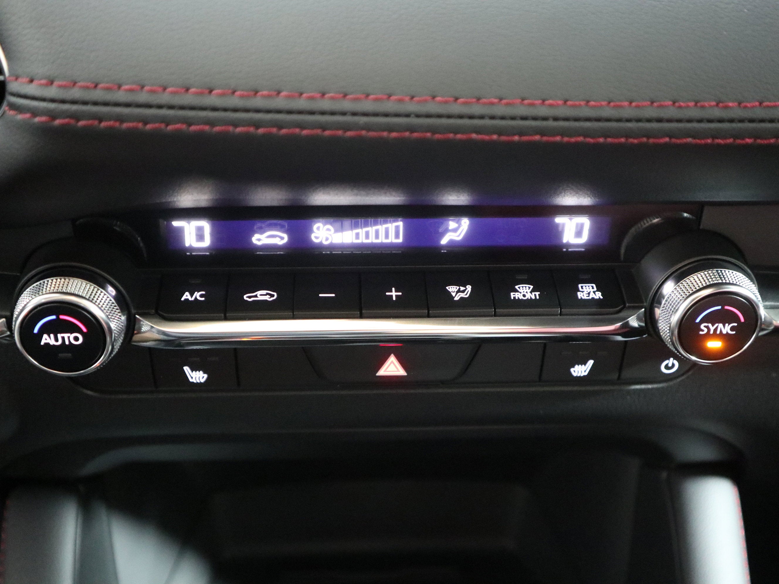 2026 Mazda Mazda3 Hatchback 2.5 S Carbon Edition AWD