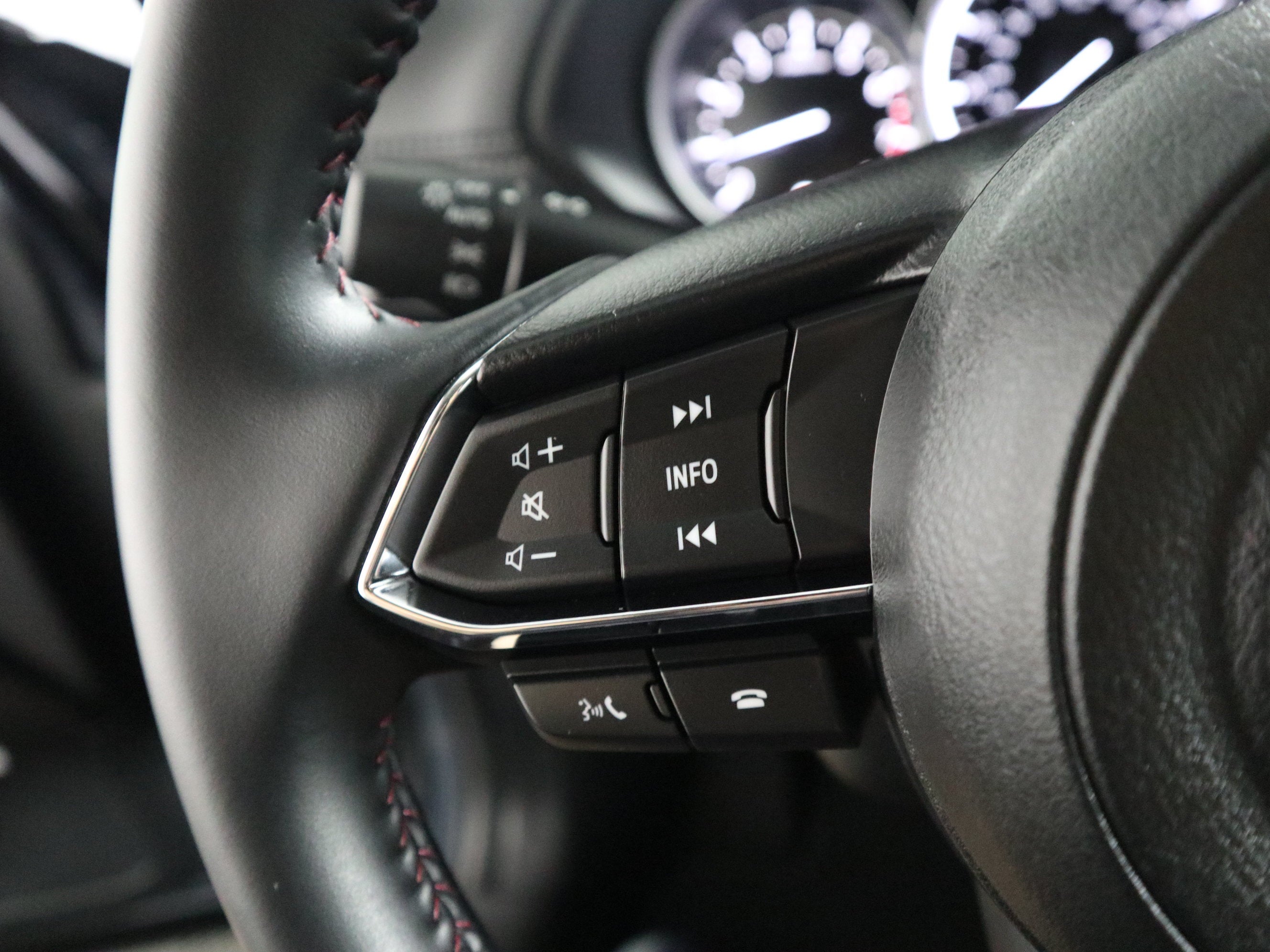 2025 Mazda Mazda CX-5 2.5 S Carbon Edition AWD