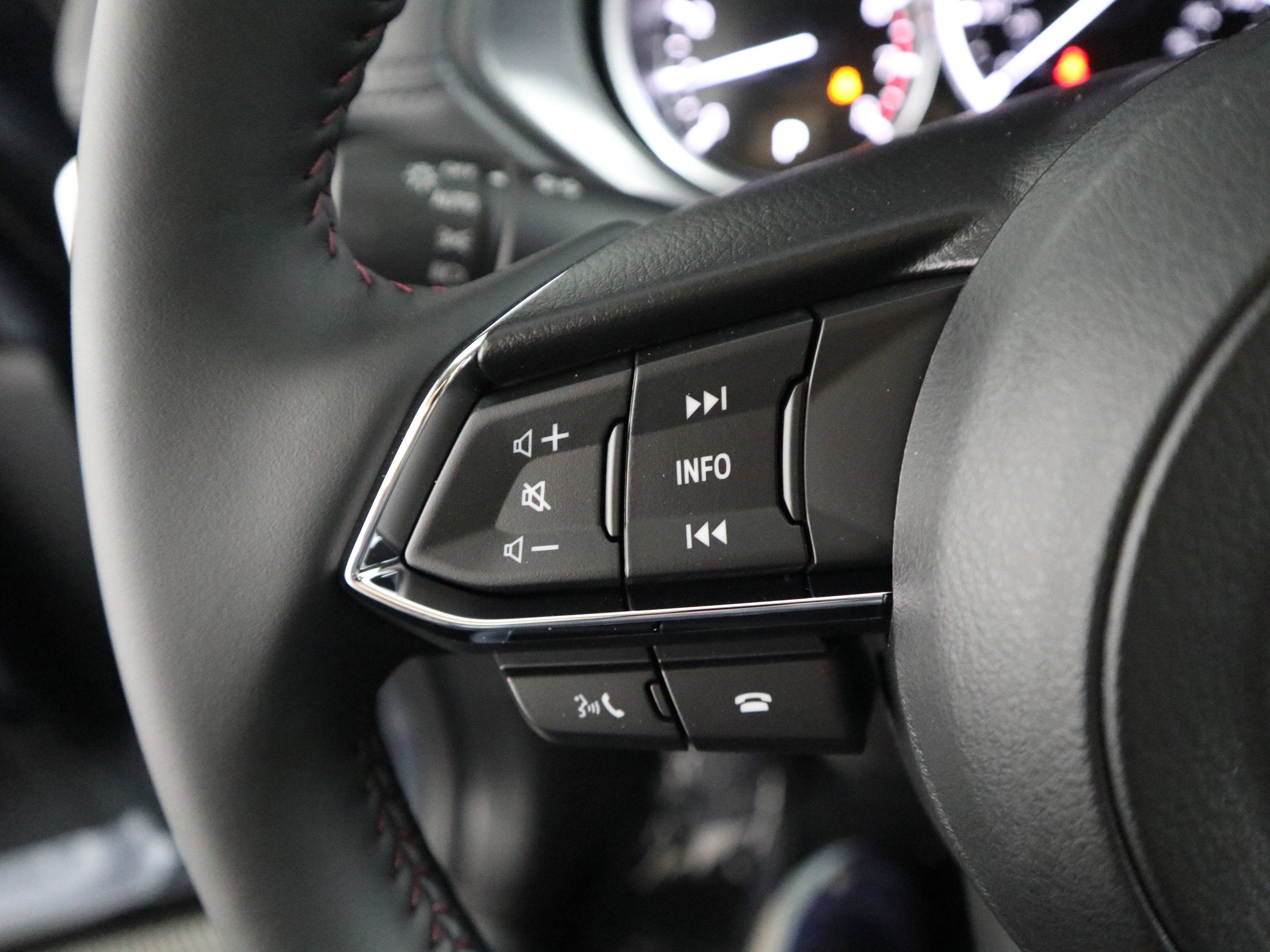 2025 Mazda Mazda CX-5 2.5 S Carbon Edition AWD