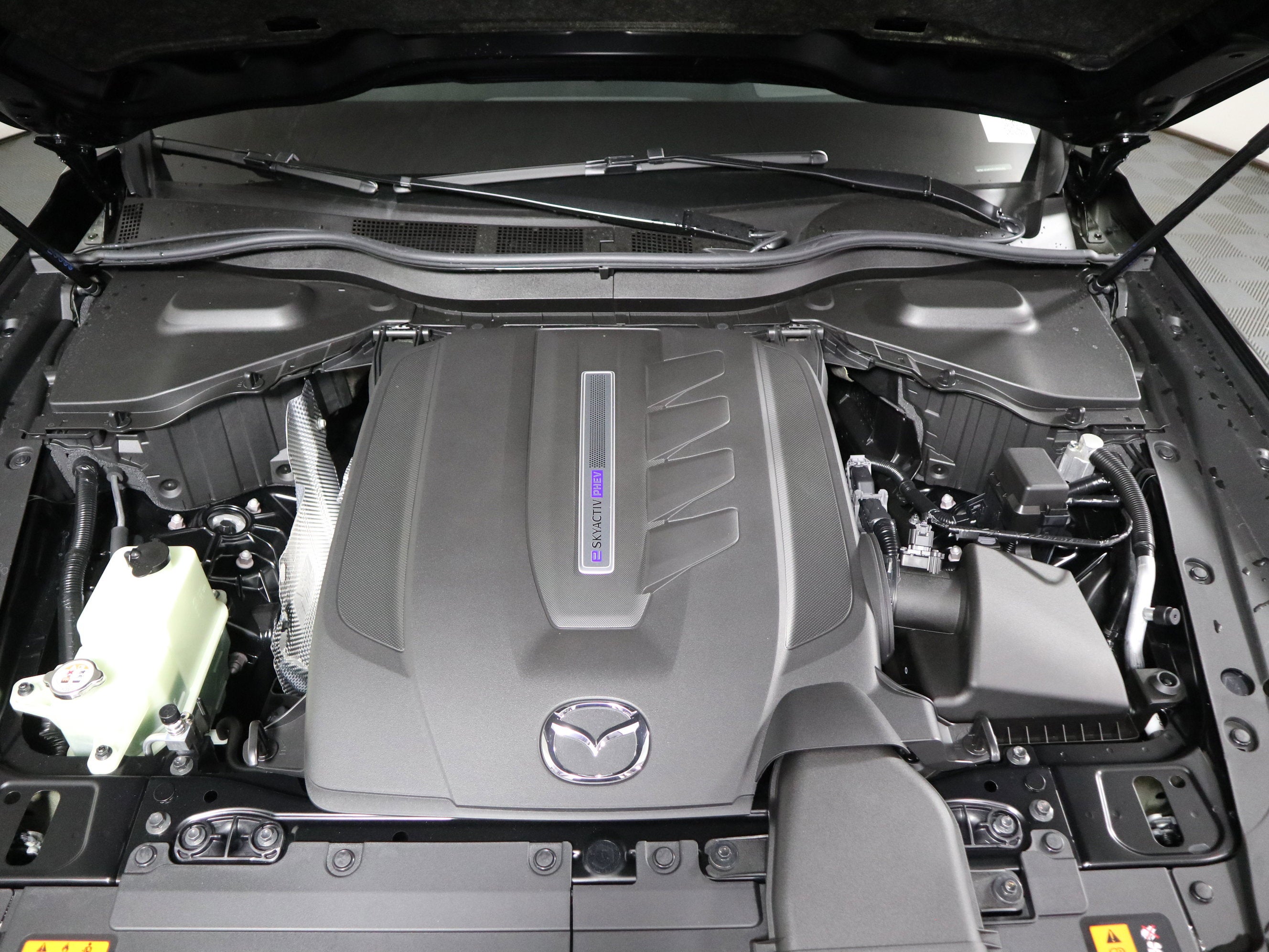 2026 Mazda Mazda CX-70 Plug-In Hybrid SC Plus AWD