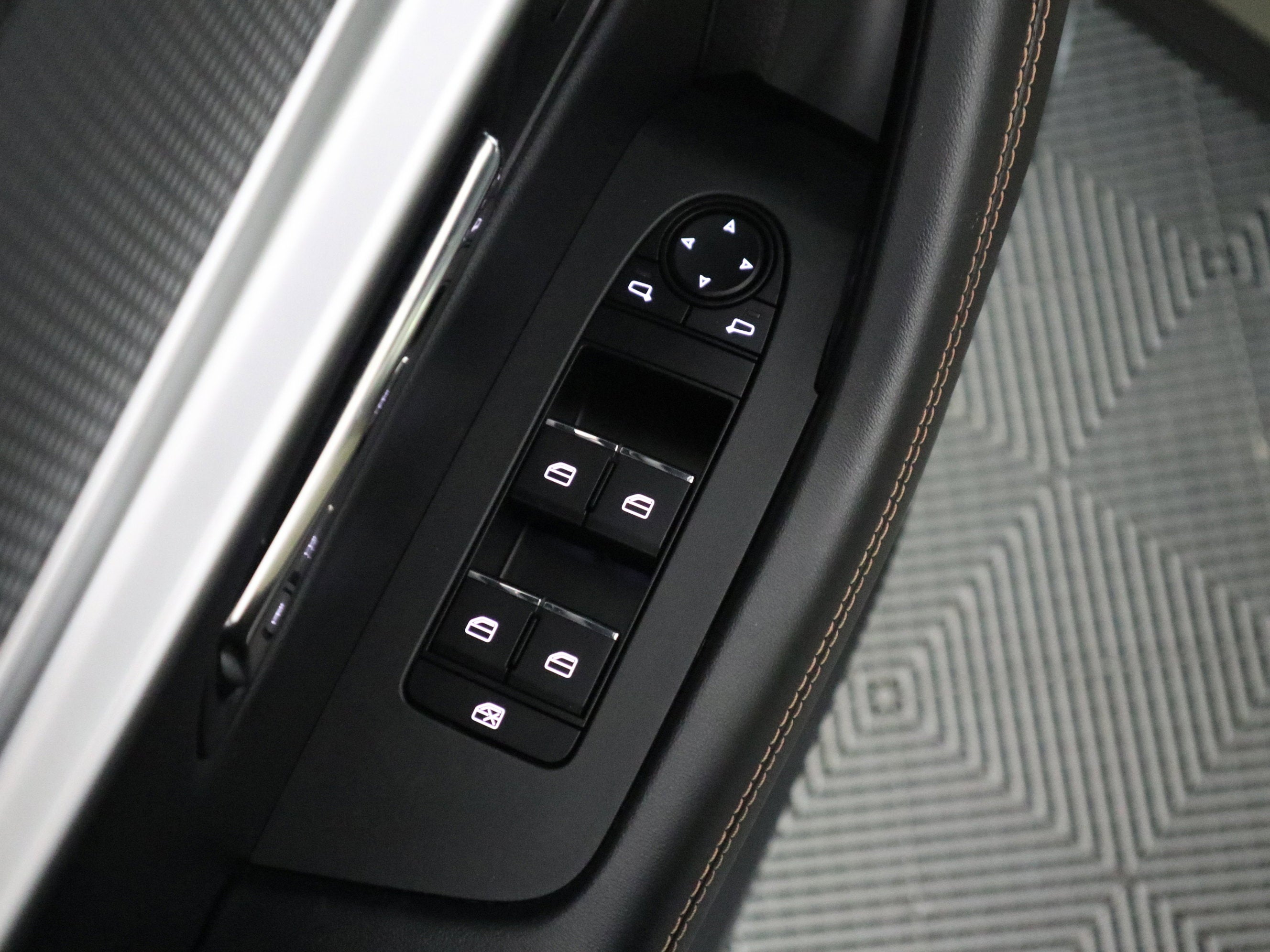 2025 Mazda Mazda CX-70 PHEV Premium Package AWD