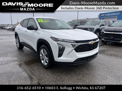 2025 Chevrolet Trax LS