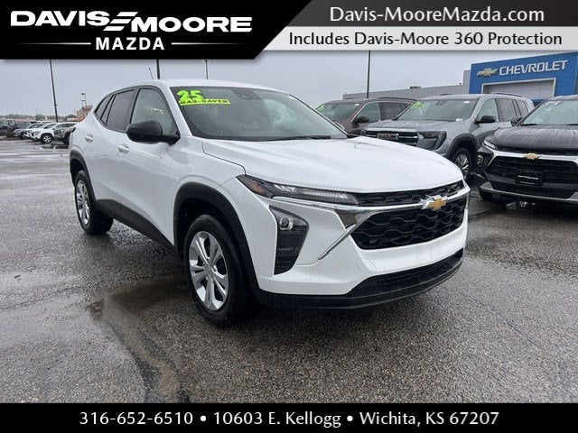 2025 Chevrolet Trax LS