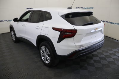 2025 Chevrolet Trax LS
