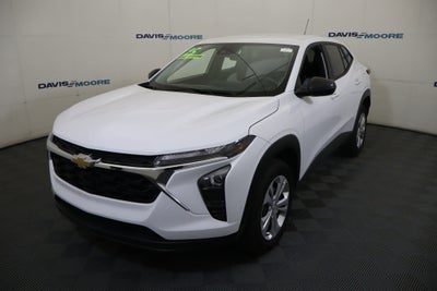 2025 Chevrolet Trax LS