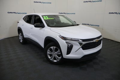 2025 Chevrolet Trax LS