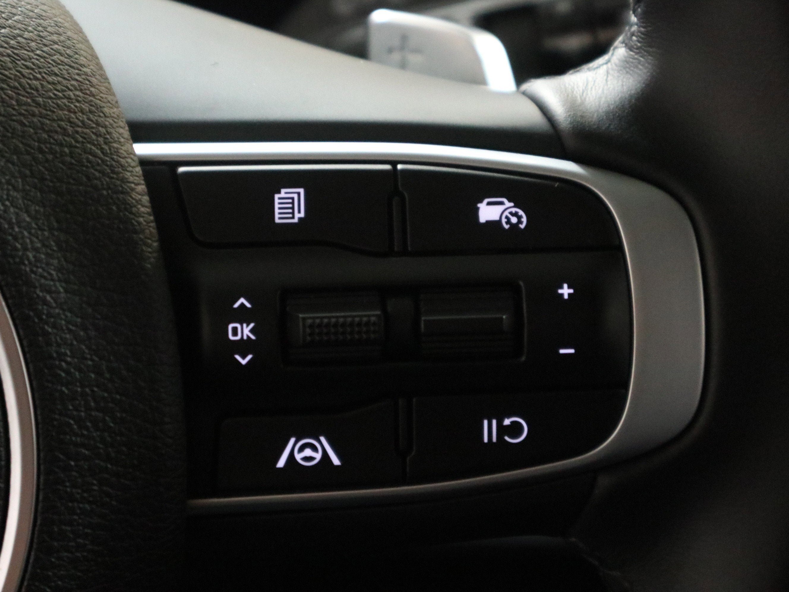 2024 Kia Sportage Hybrid EX