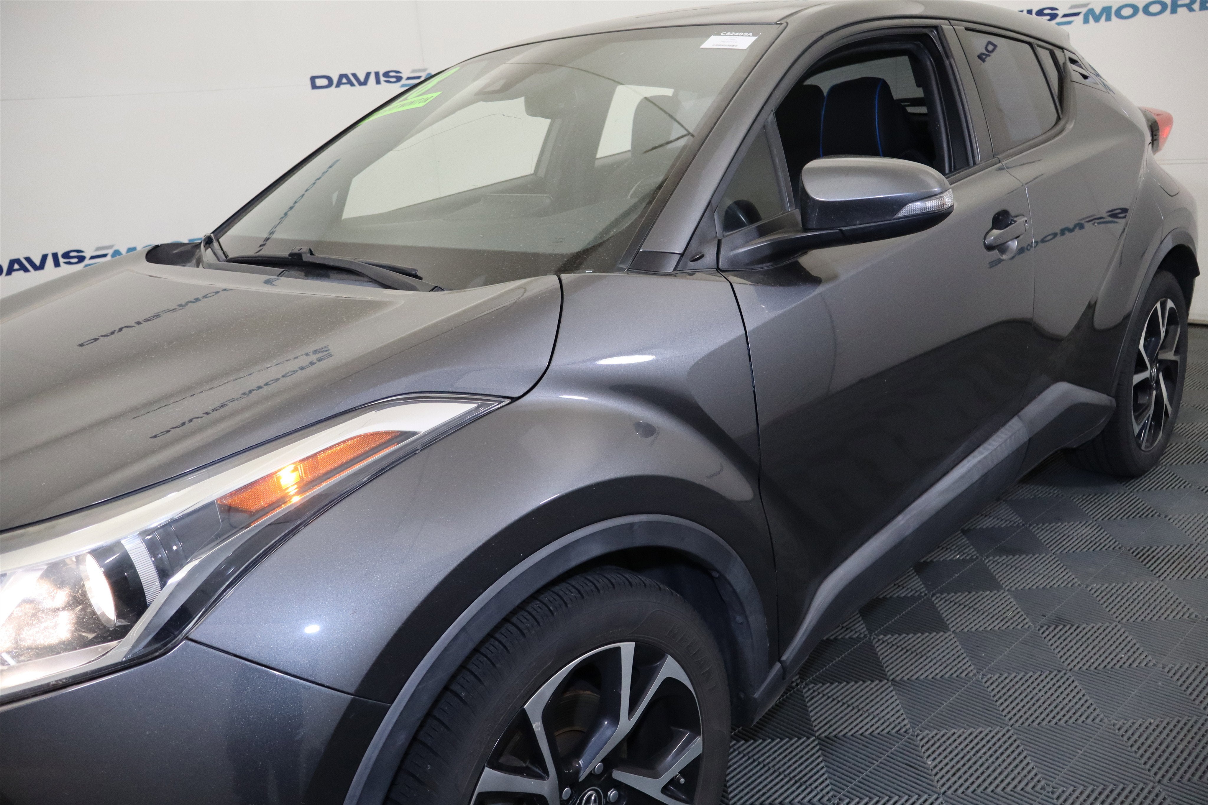 2018 Toyota C-HR XLE Premium