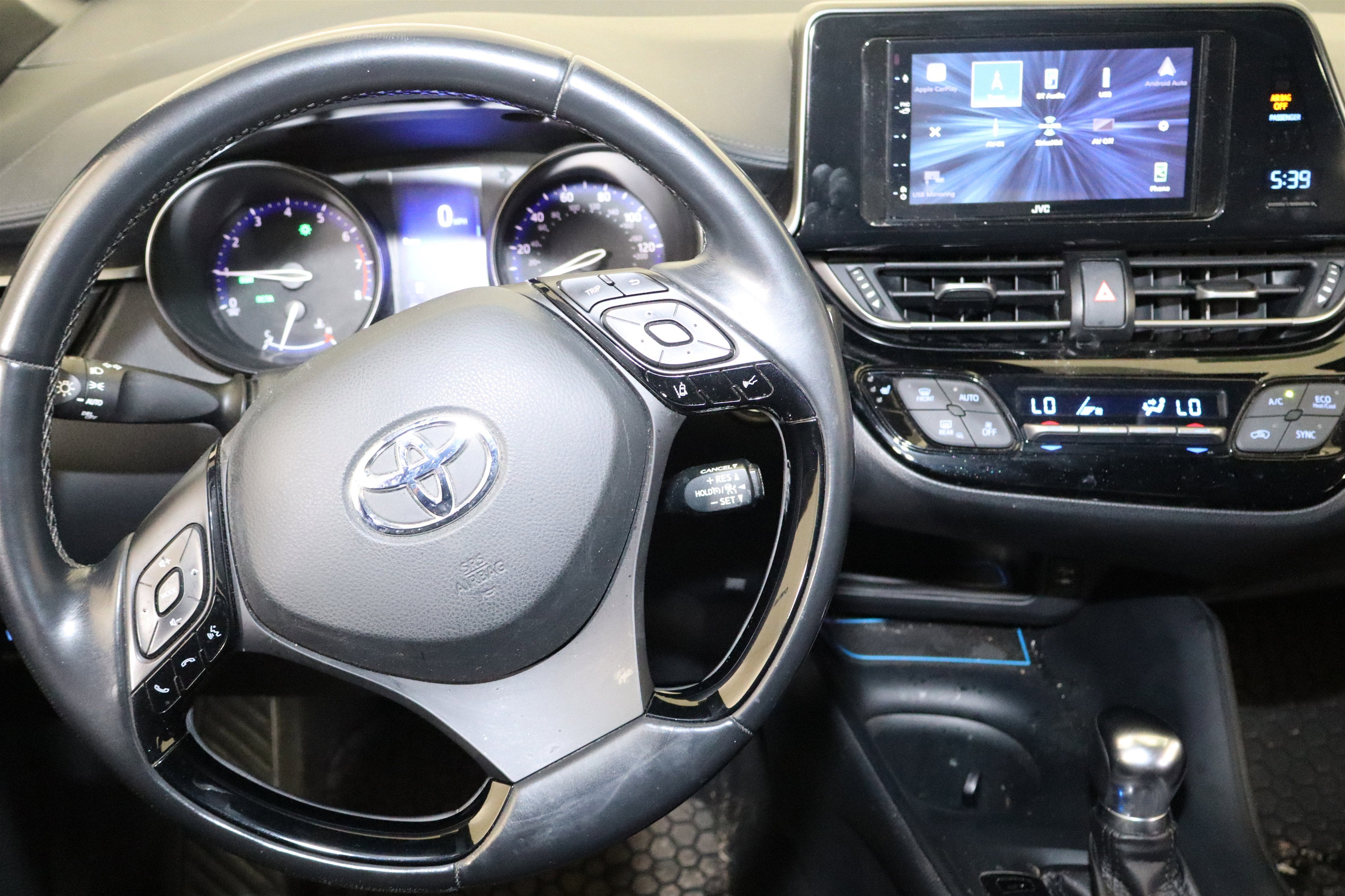 2018 Toyota C-HR XLE Premium