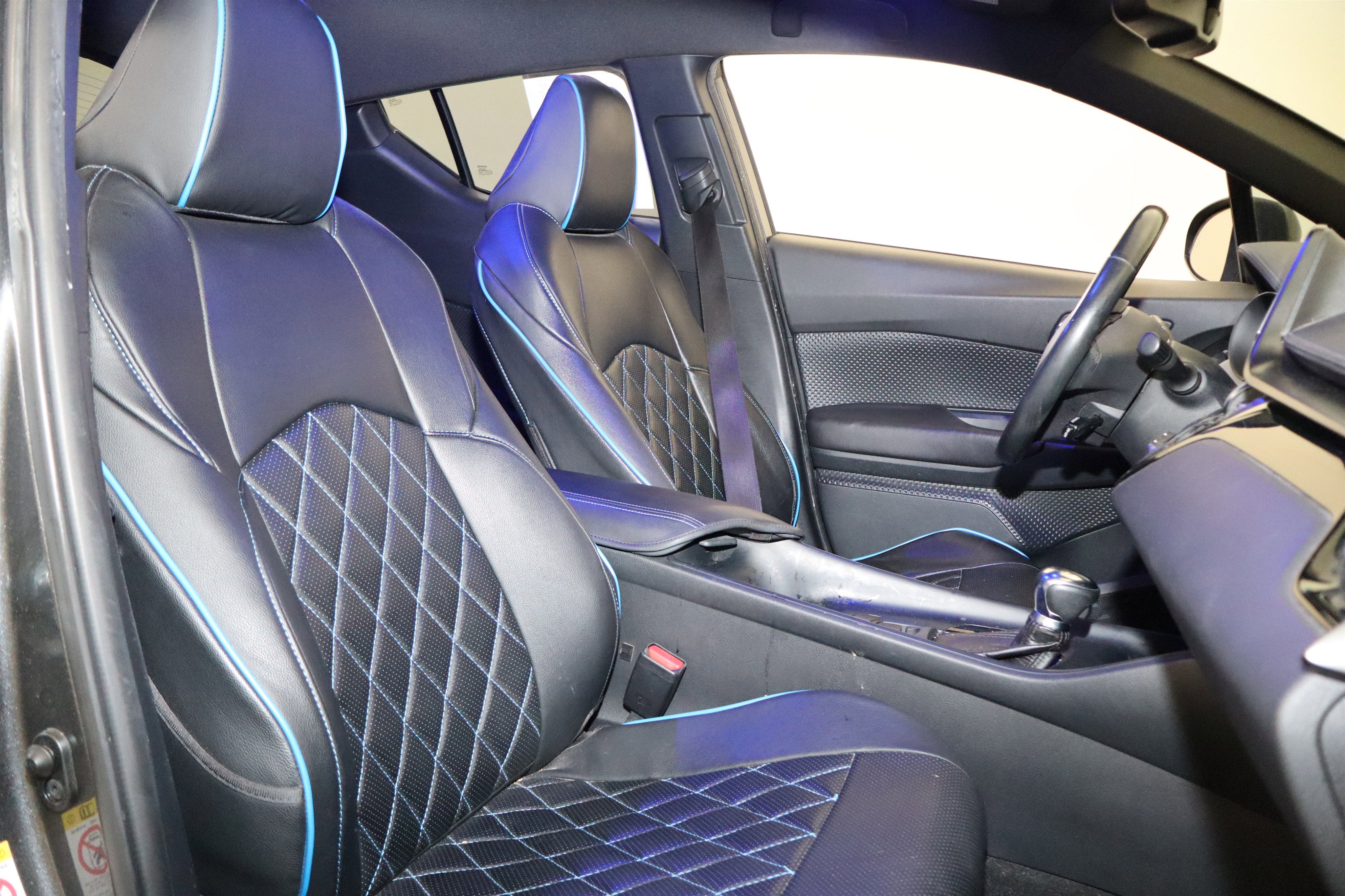 2018 Toyota C-HR XLE Premium
