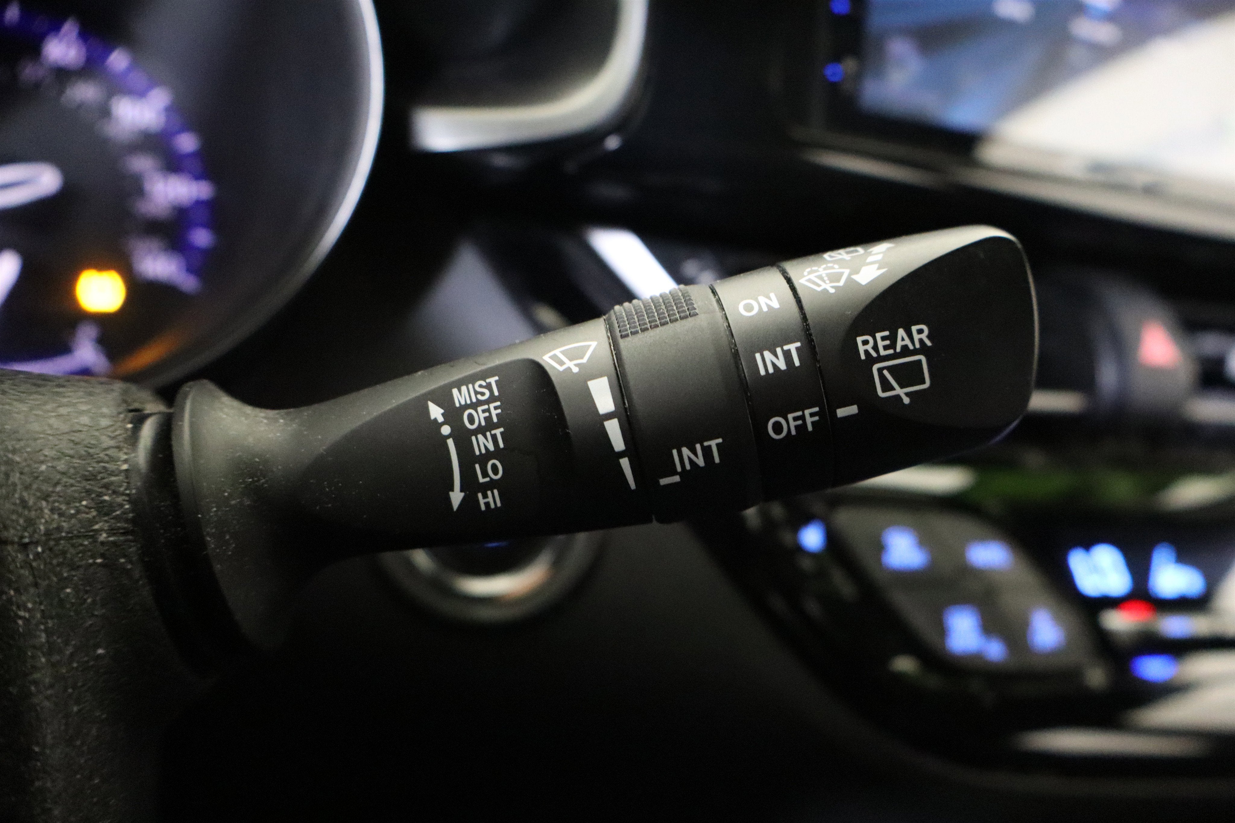 2018 Toyota C-HR XLE Premium