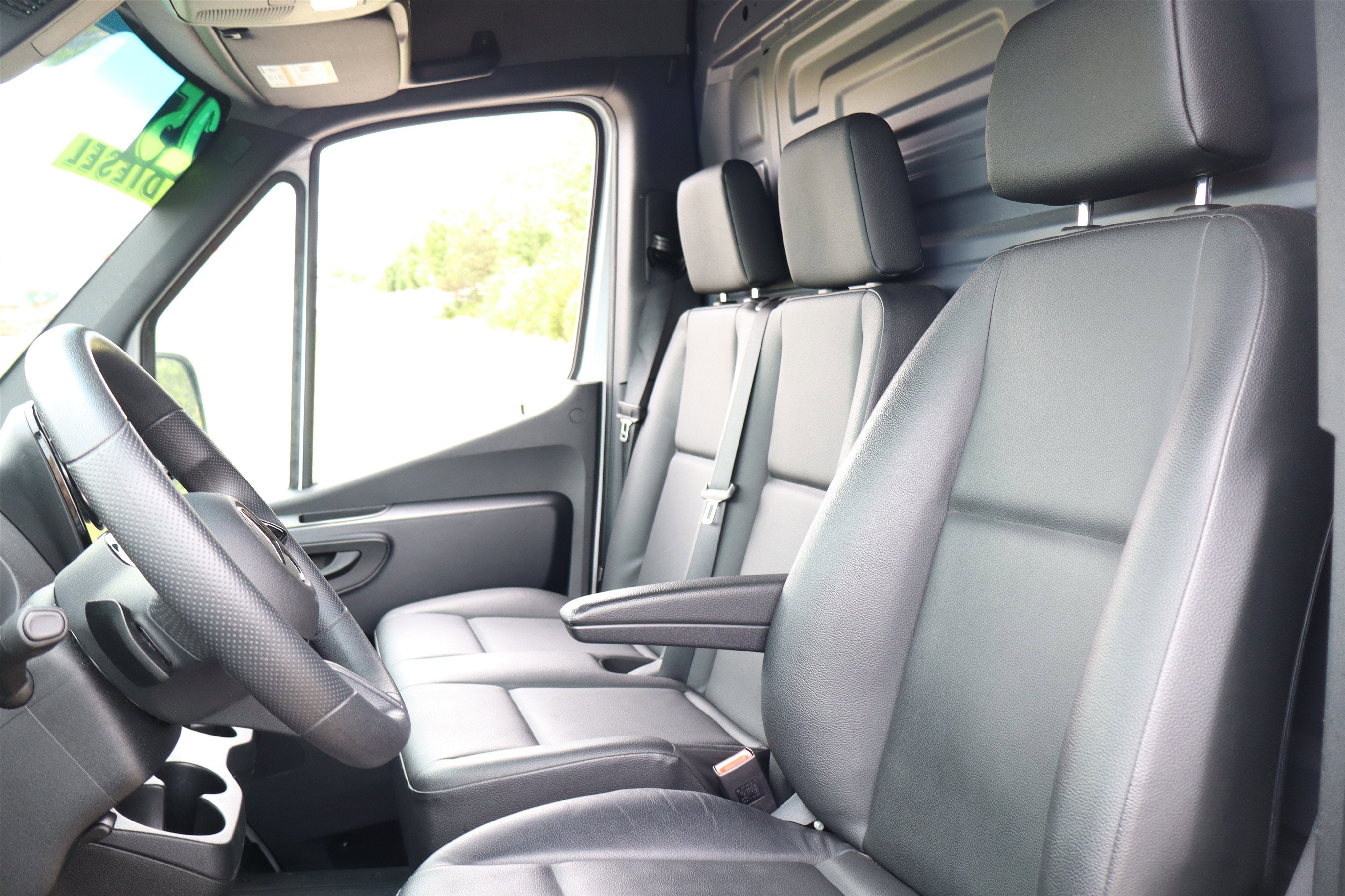 2025 Mercedes-Benz Sprinter Cargo Van Cargo 144 WB