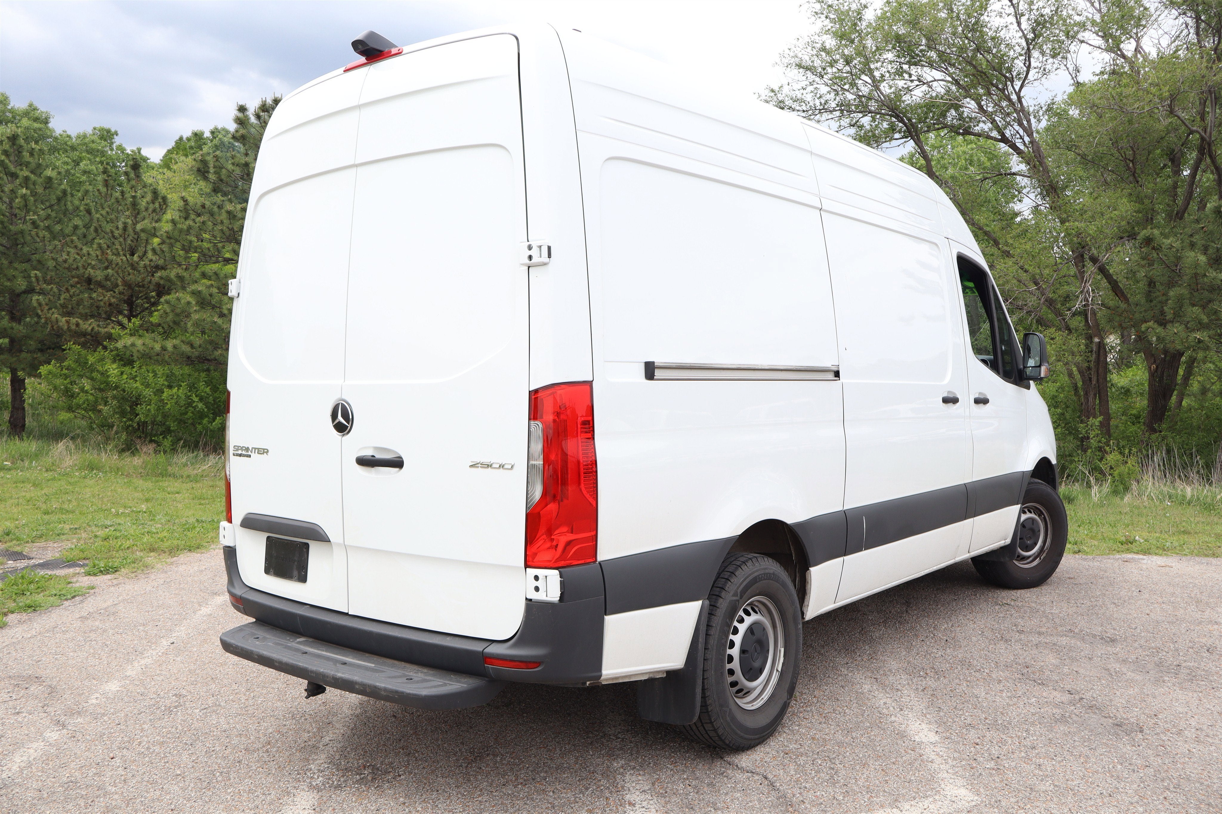 2025 Mercedes-Benz Sprinter Cargo Van Cargo 144 WB