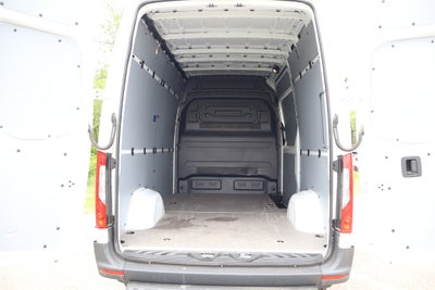 2025 Mercedes-Benz Sprinter Cargo Van Cargo 144 WB