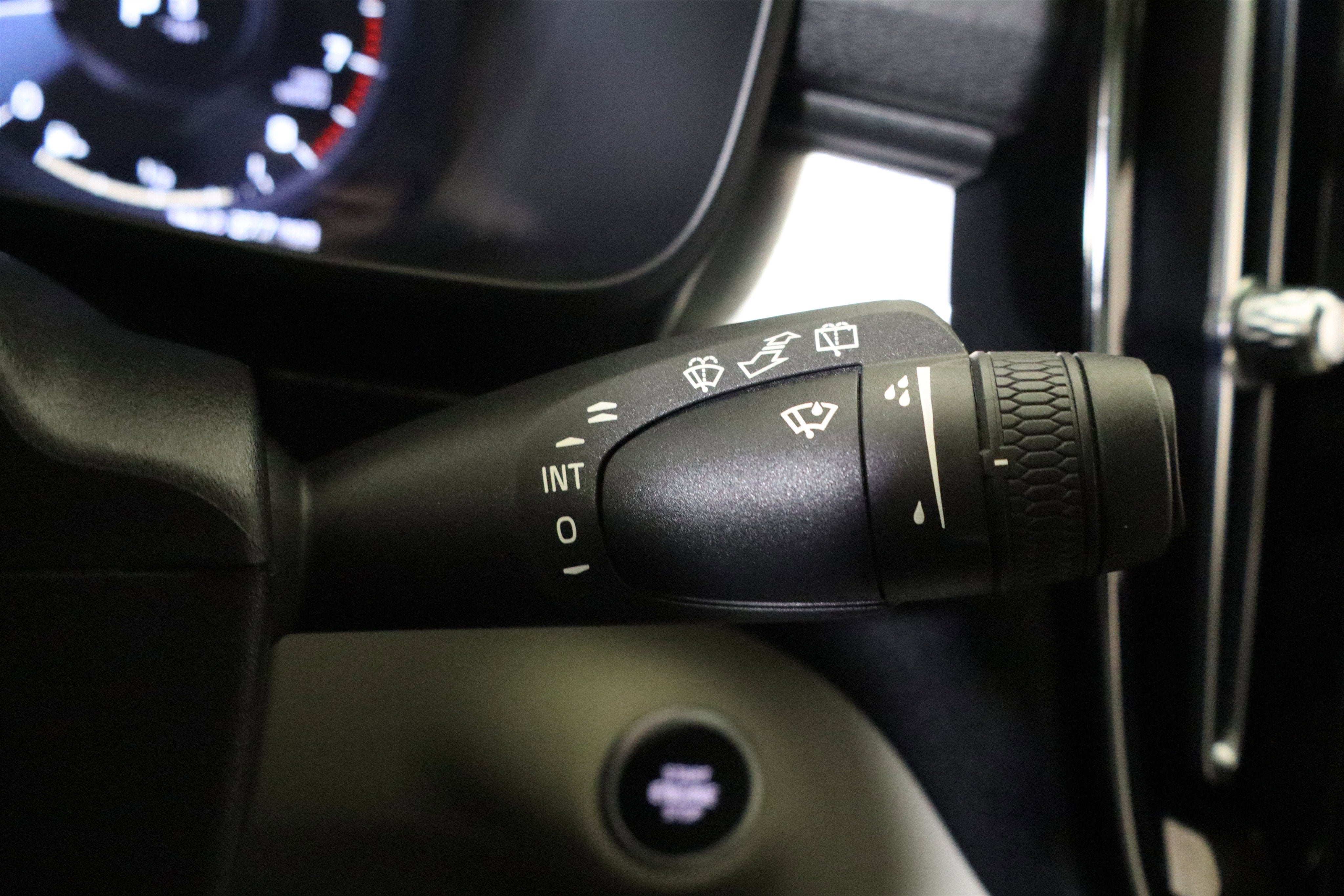 2022 Volvo XC40 Momentum