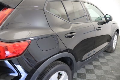 2022 Volvo XC40 Momentum