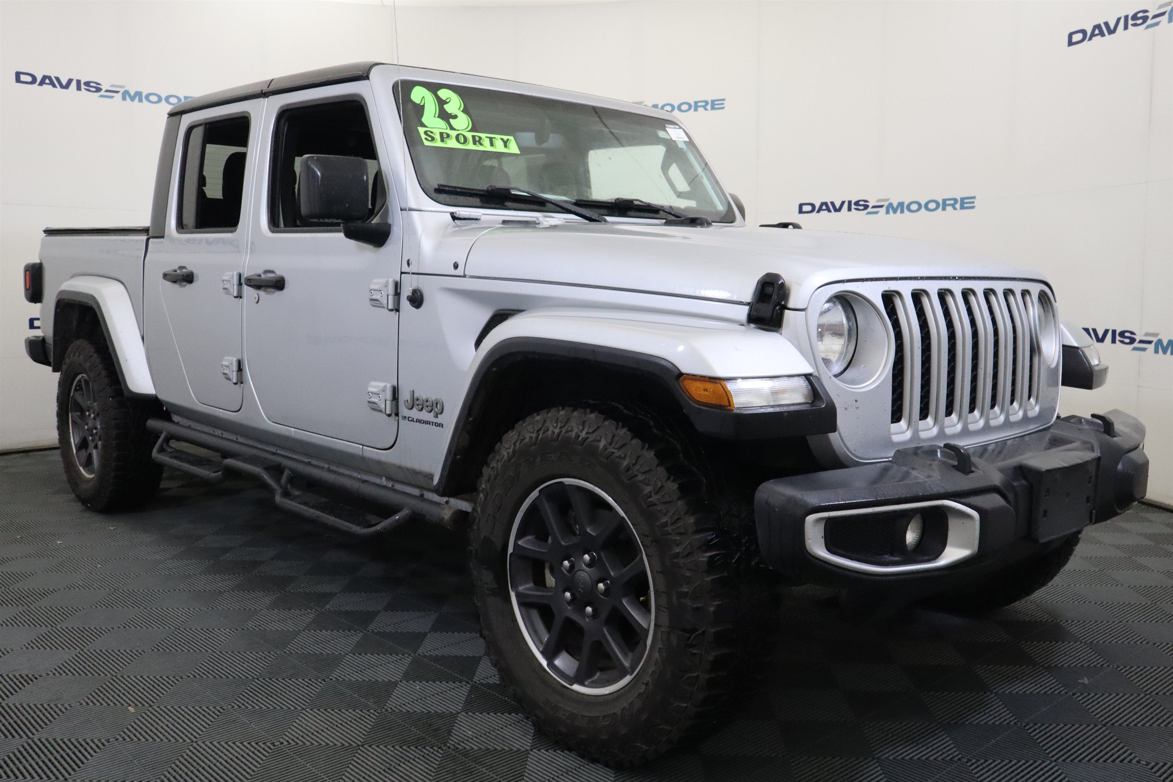 2023 Jeep Gladiator Overland