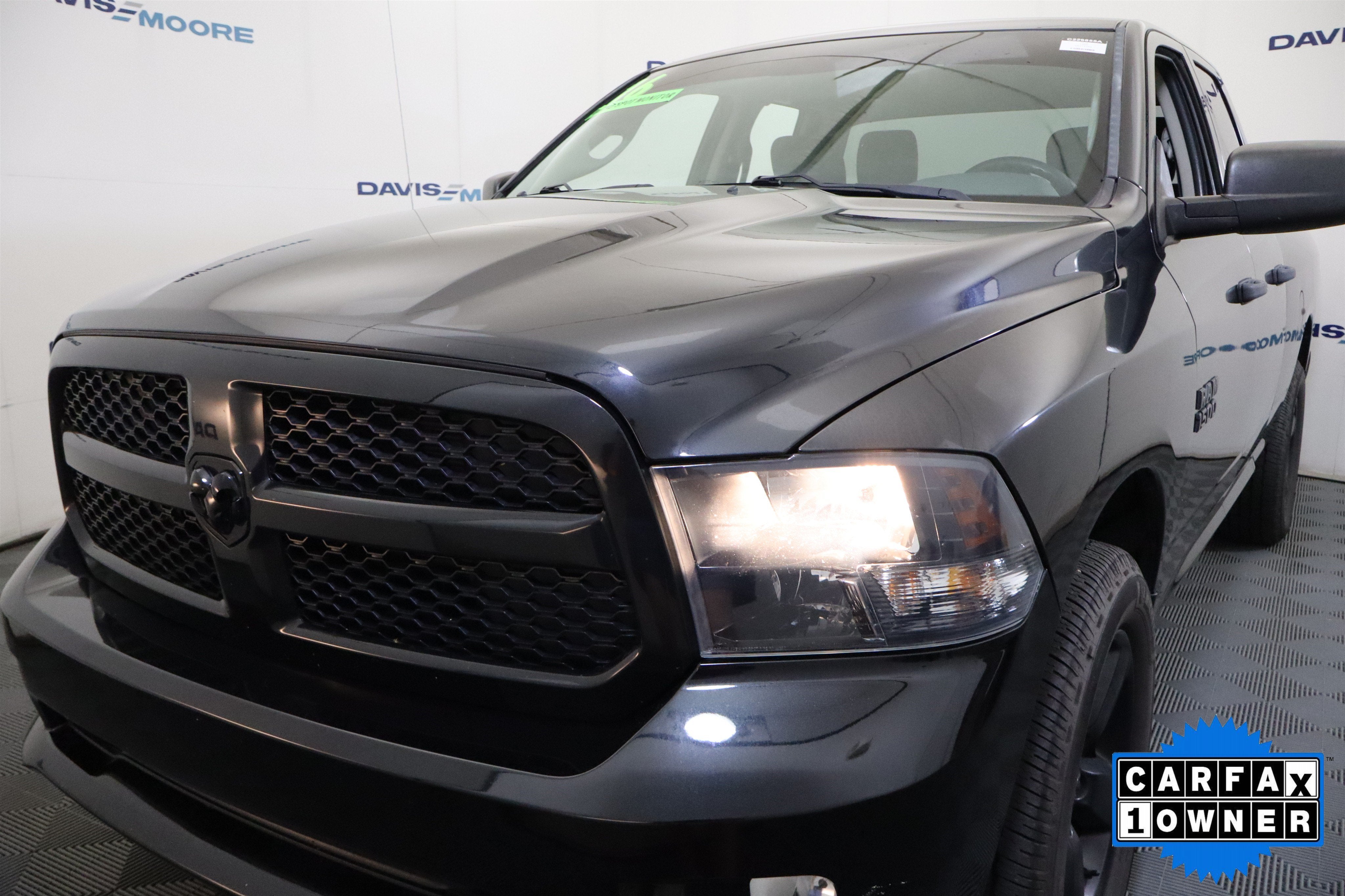 2016 RAM 1500 Express Quad Cab 4WD