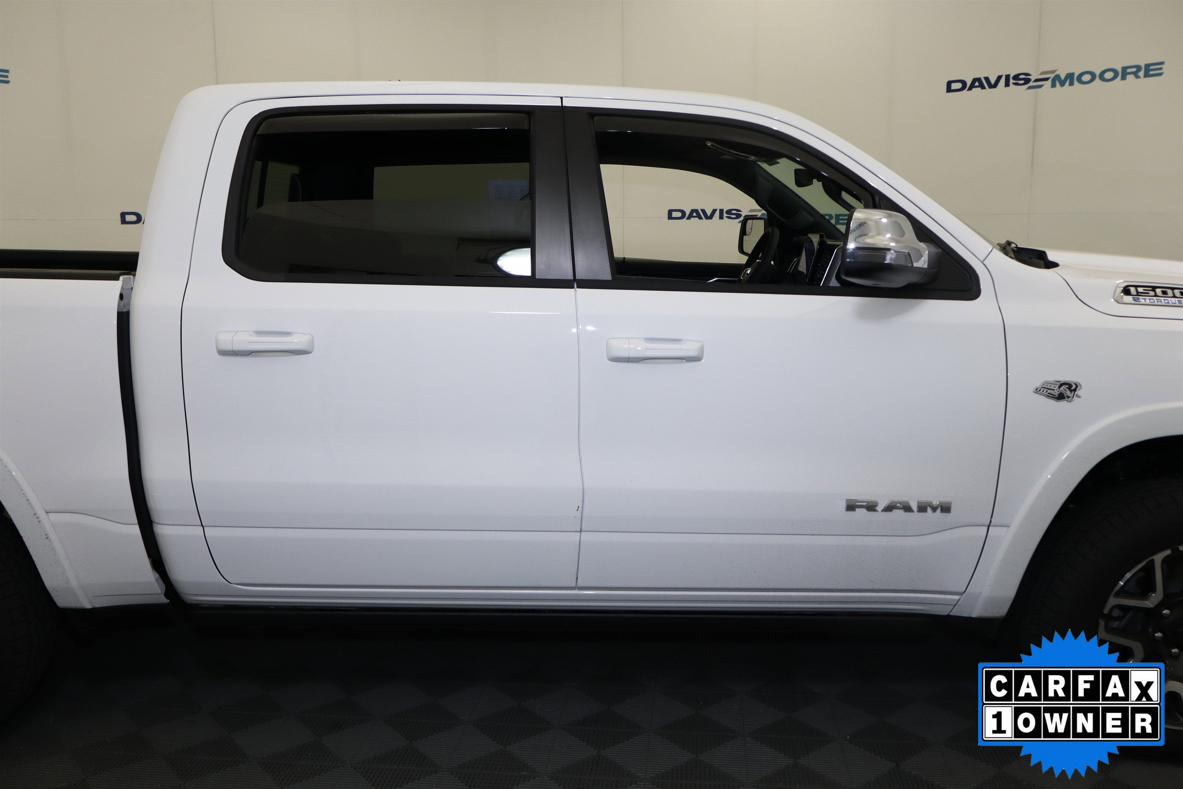 2026 RAM 1500 Laramie 4x4 Crew Cab