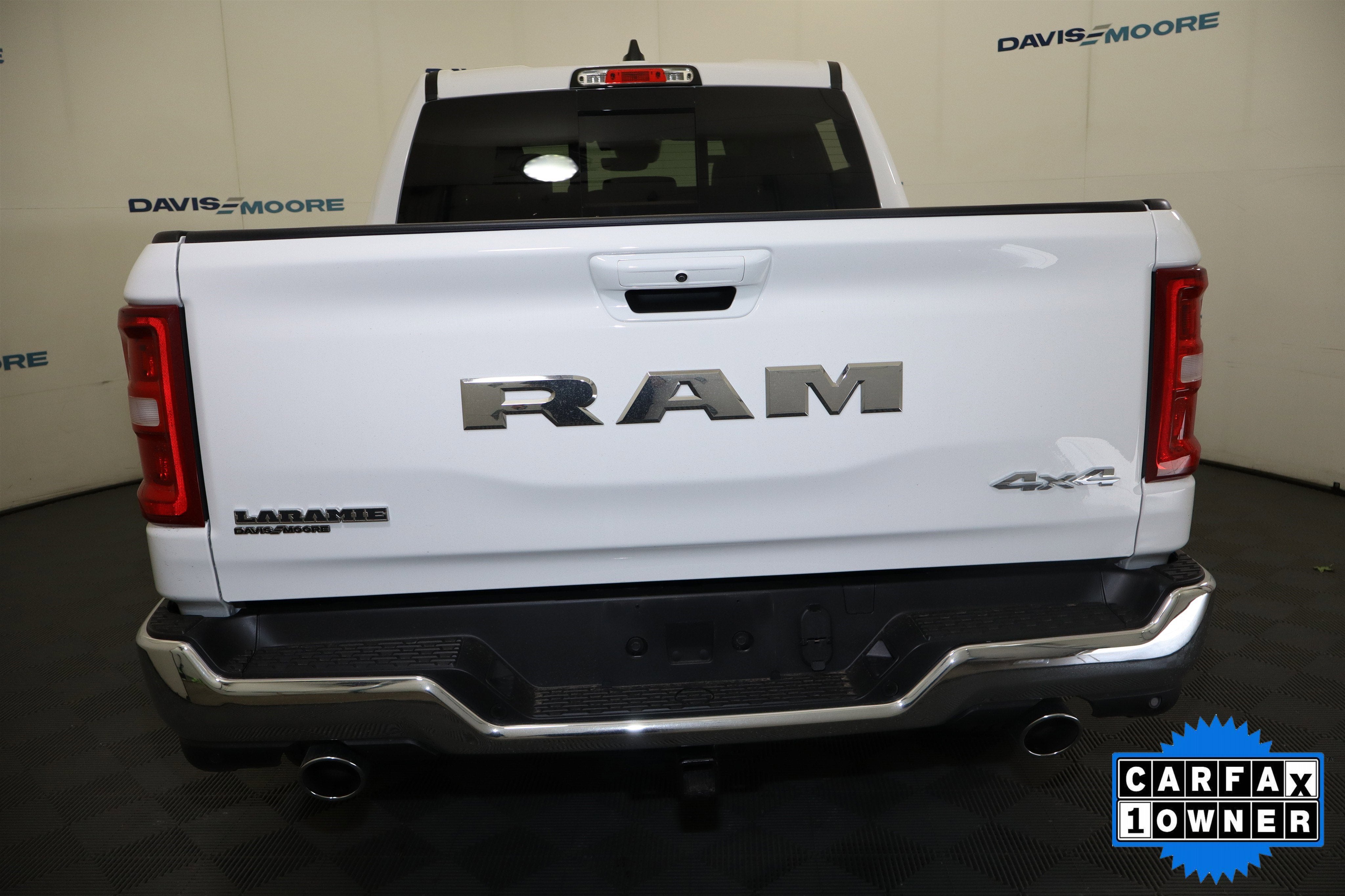 2026 RAM 1500 Laramie 4x4 Crew Cab