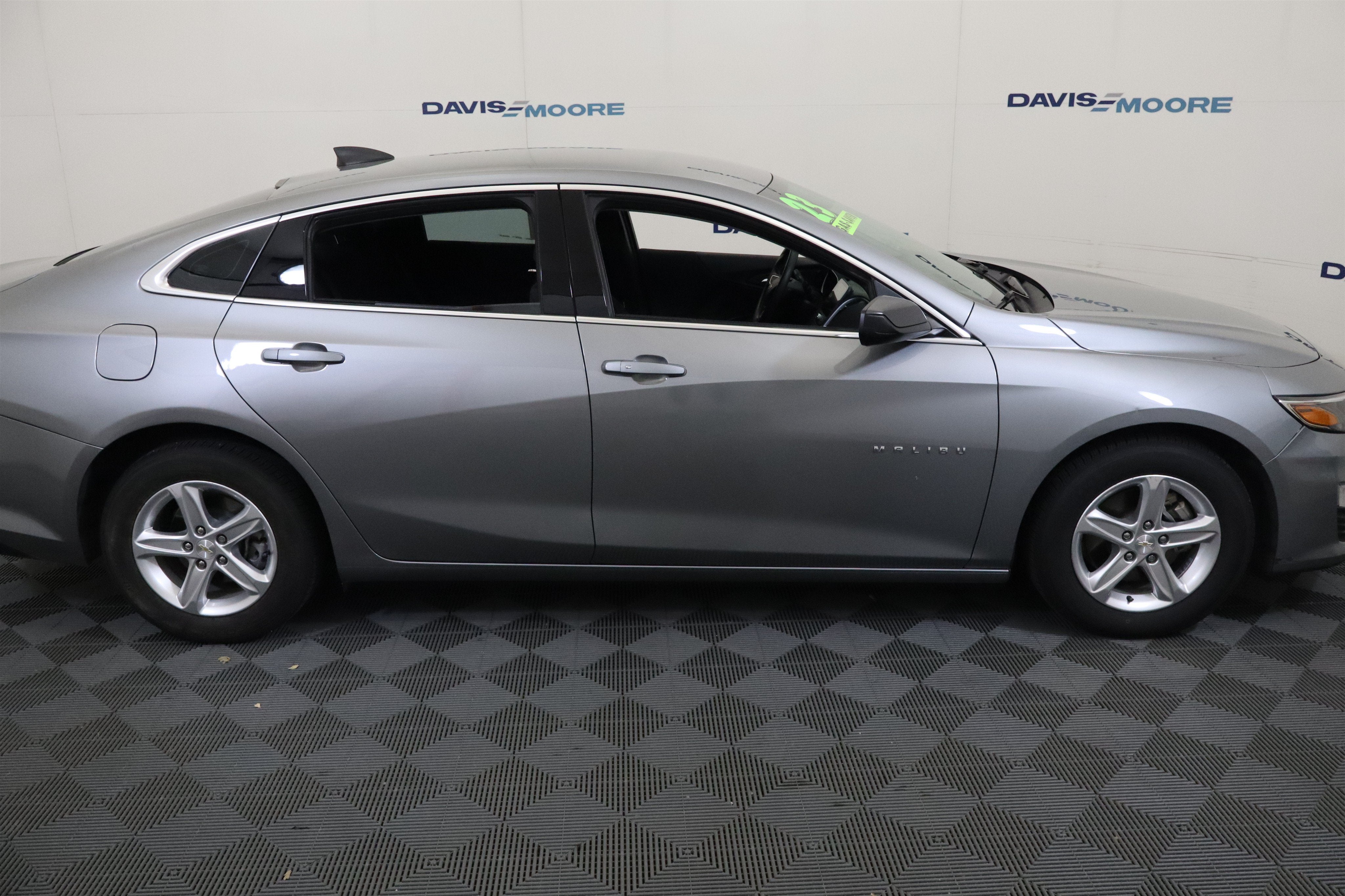 2023 Chevrolet Malibu LS