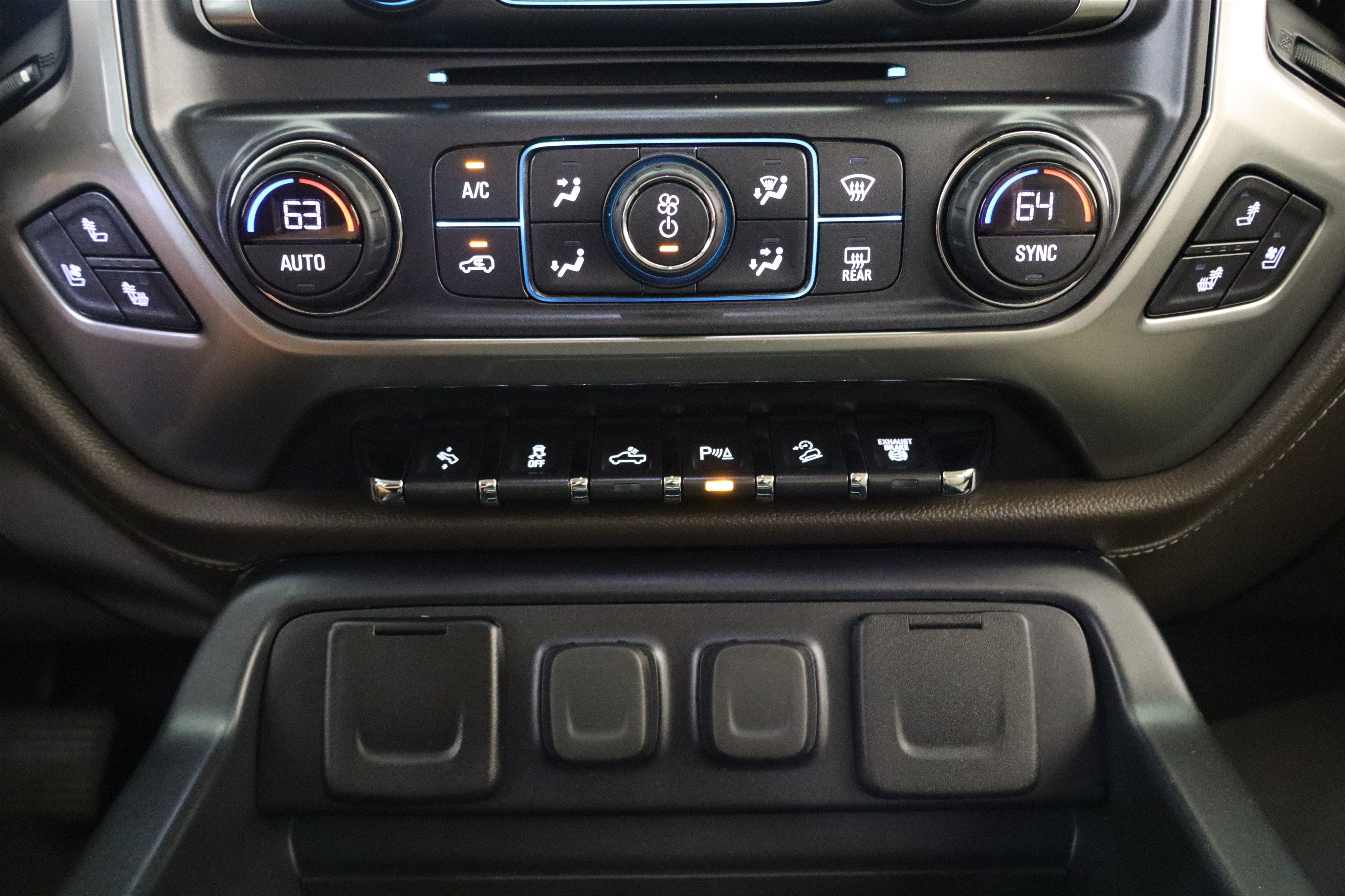 2019 Chevrolet Silverado 3500HD LTZ Crew Cab 4WD