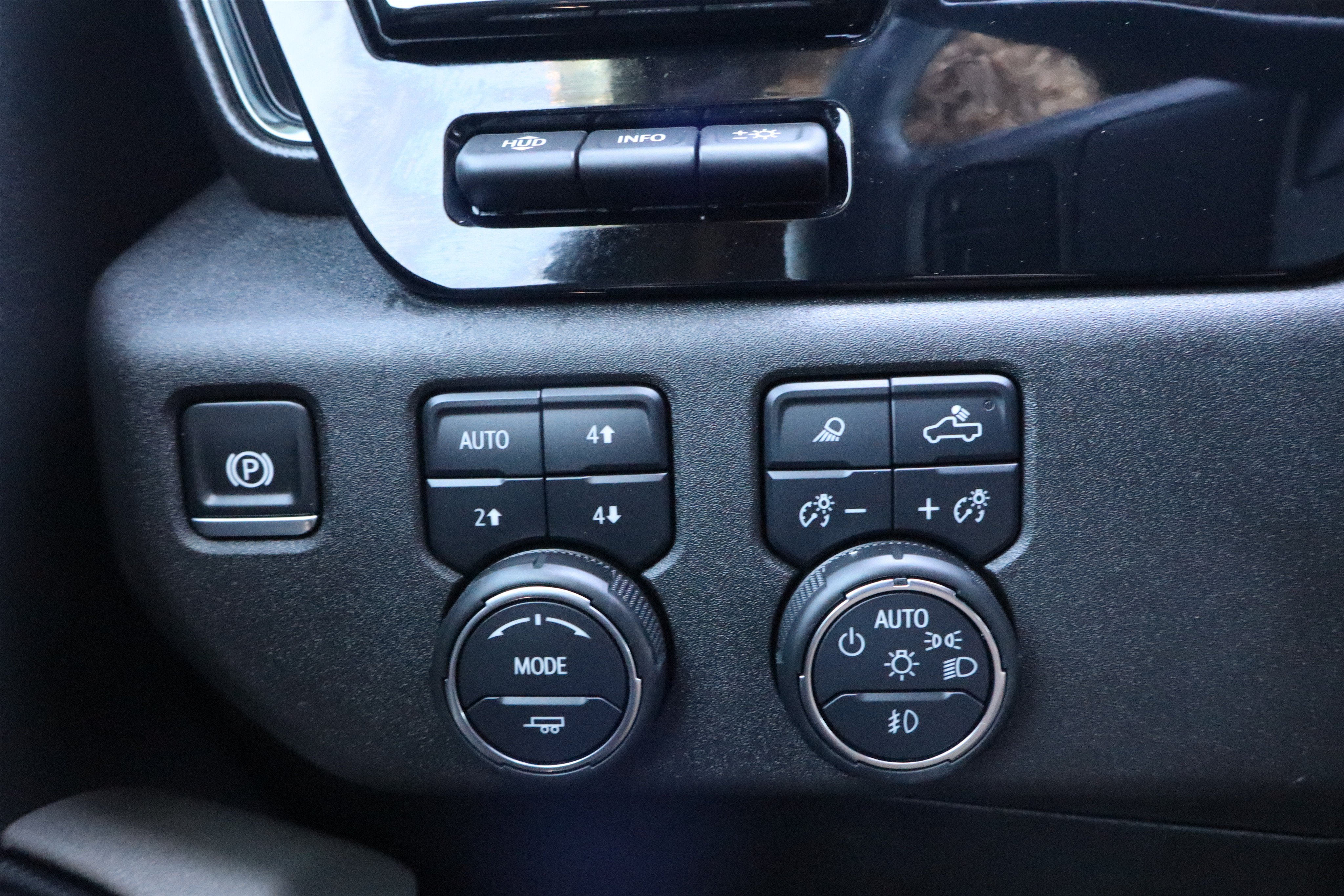 2025 Chevrolet Silverado 2500HD ZR2 Crew Cab 4WD