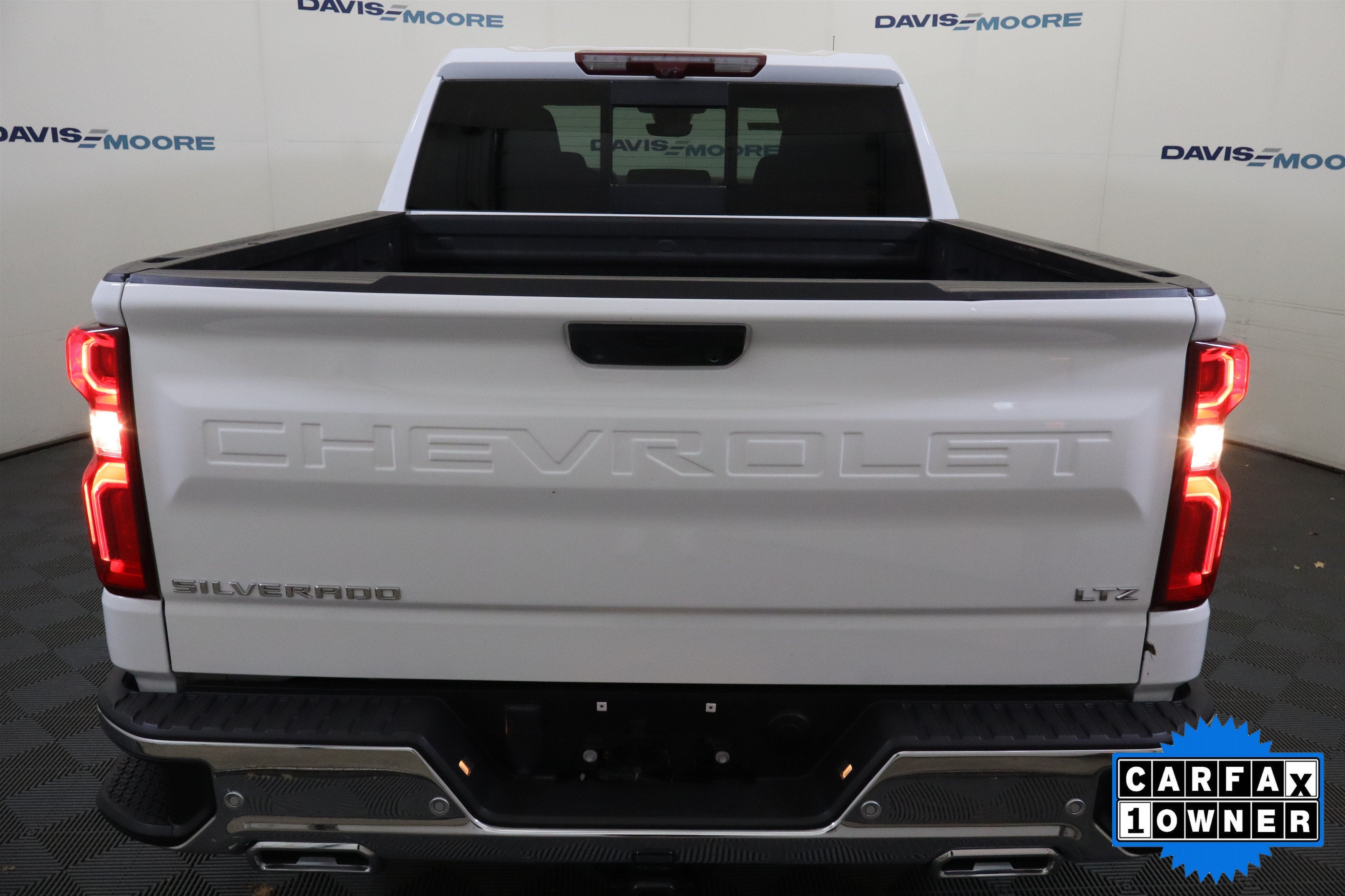 2024 Chevrolet Silverado 1500 LTZ Crew Cab 4WD