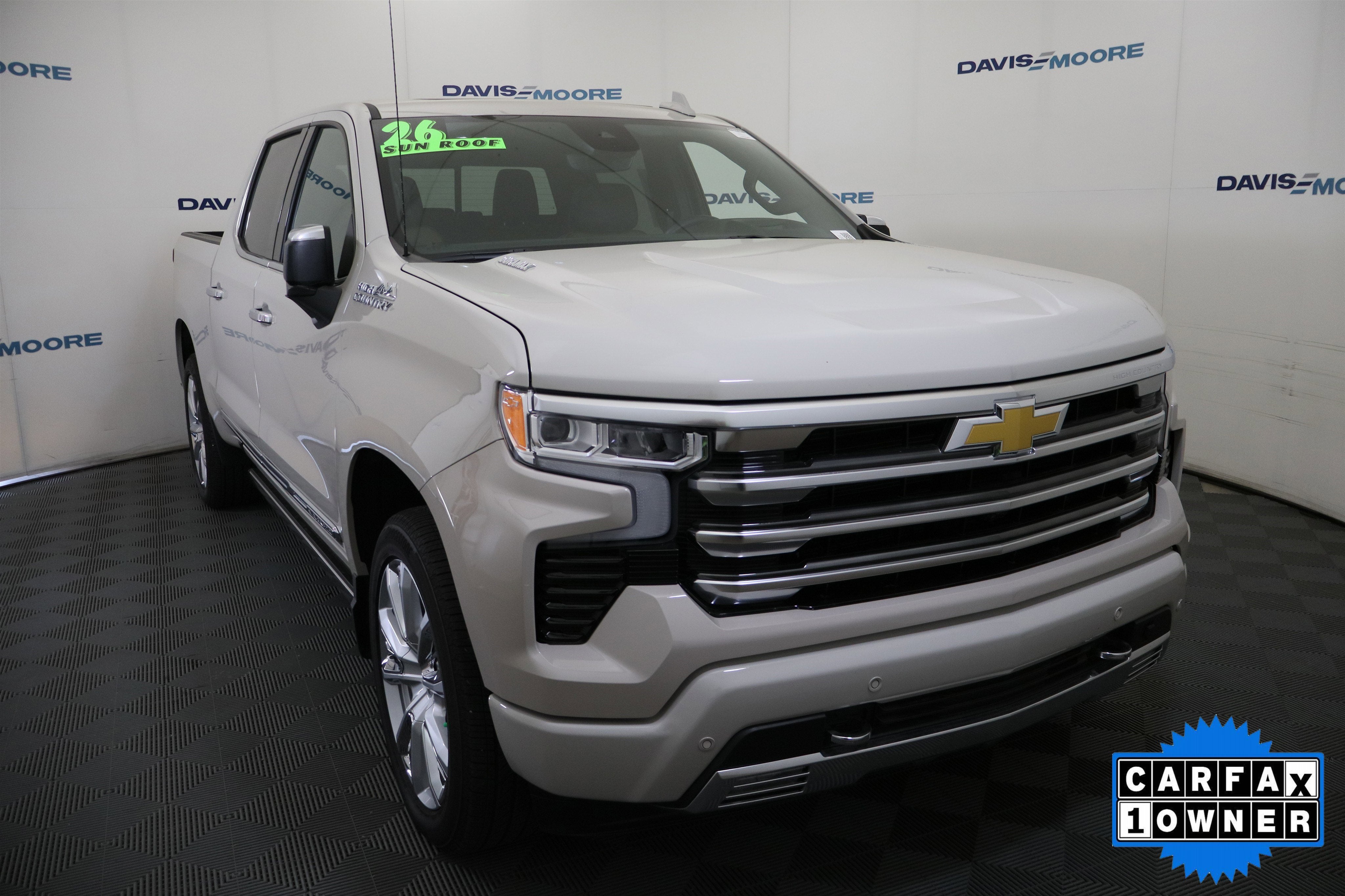 2026 Chevrolet Silverado 1500 High Country Crew Cab 4WD
