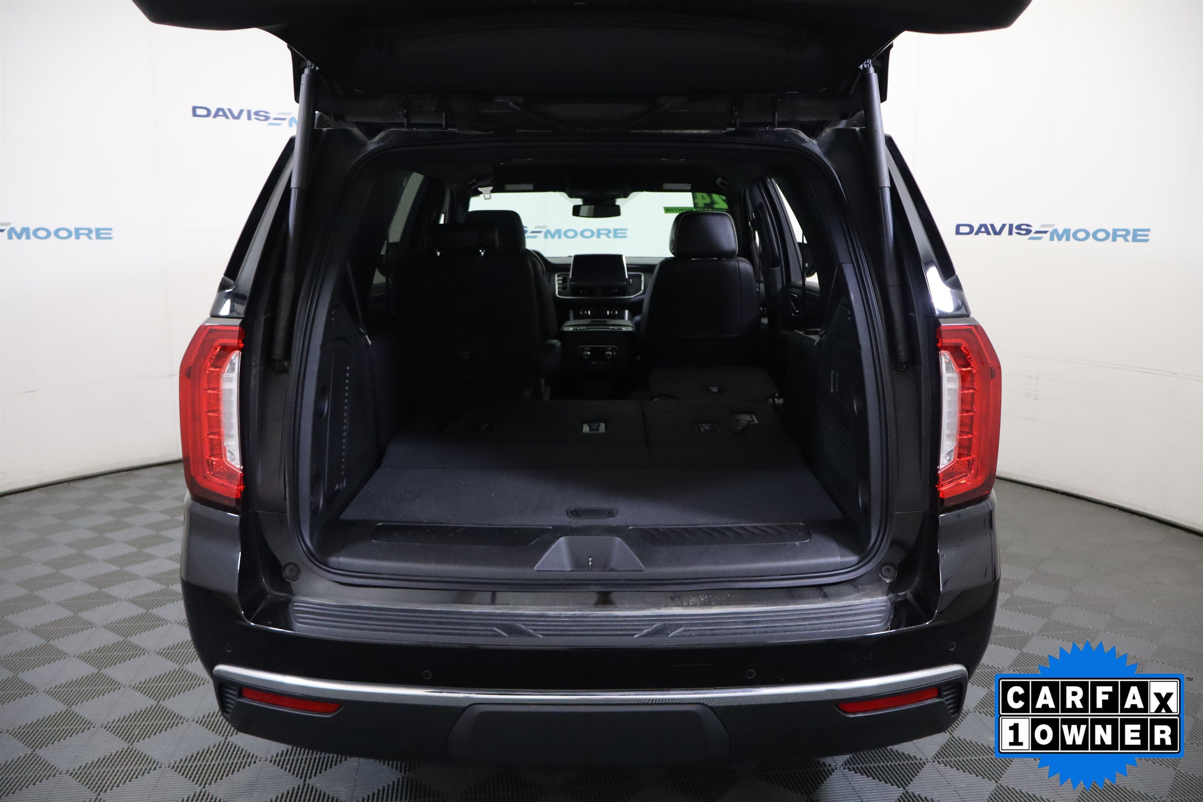 2024 GMC Yukon SLT 4WD