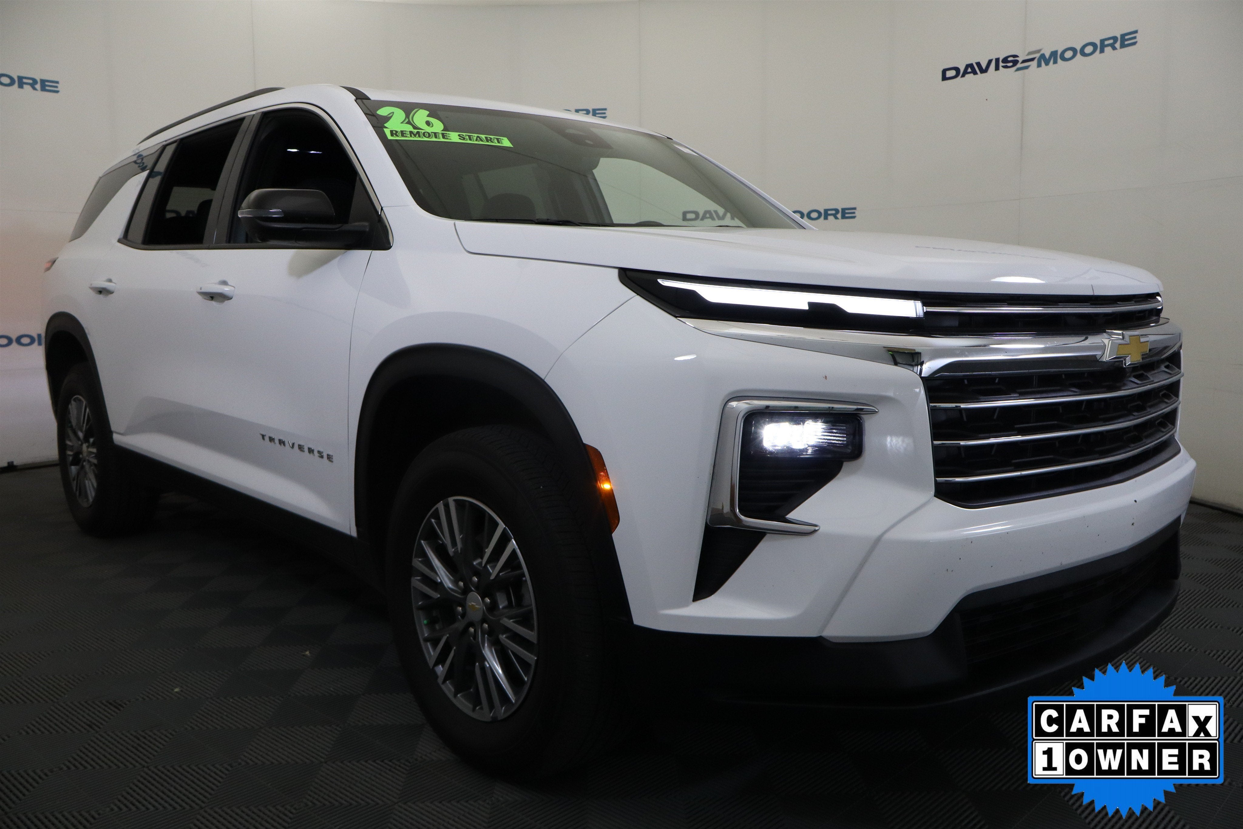 2026 Chevrolet Traverse FWD LT