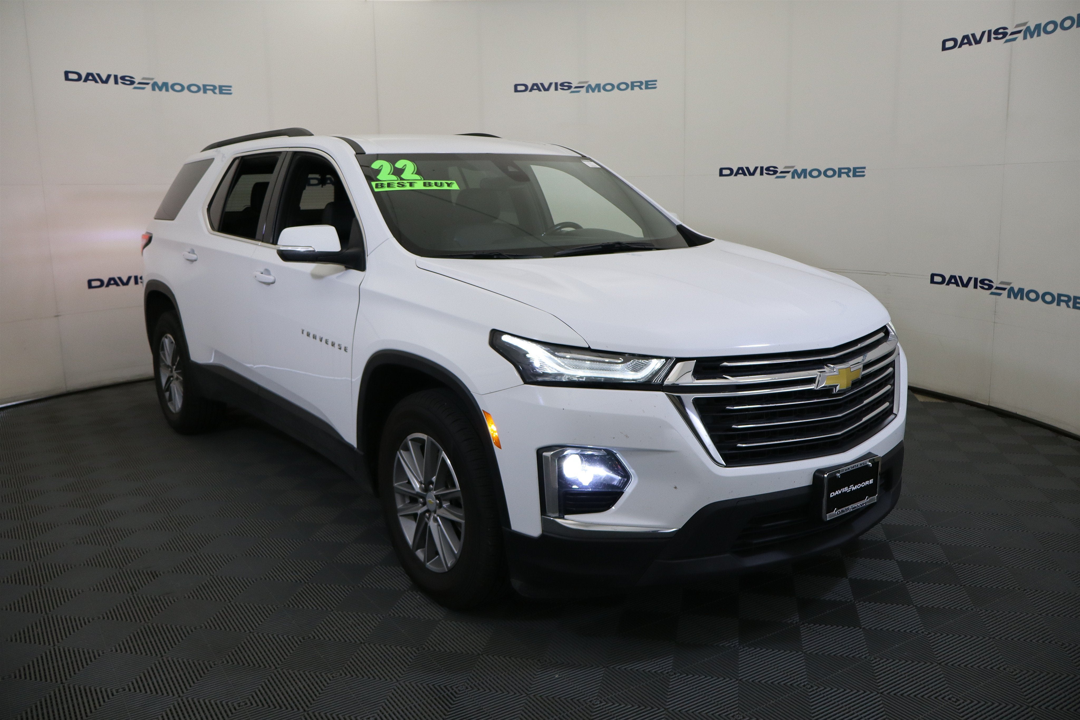 2022 Chevrolet Traverse LT Leather