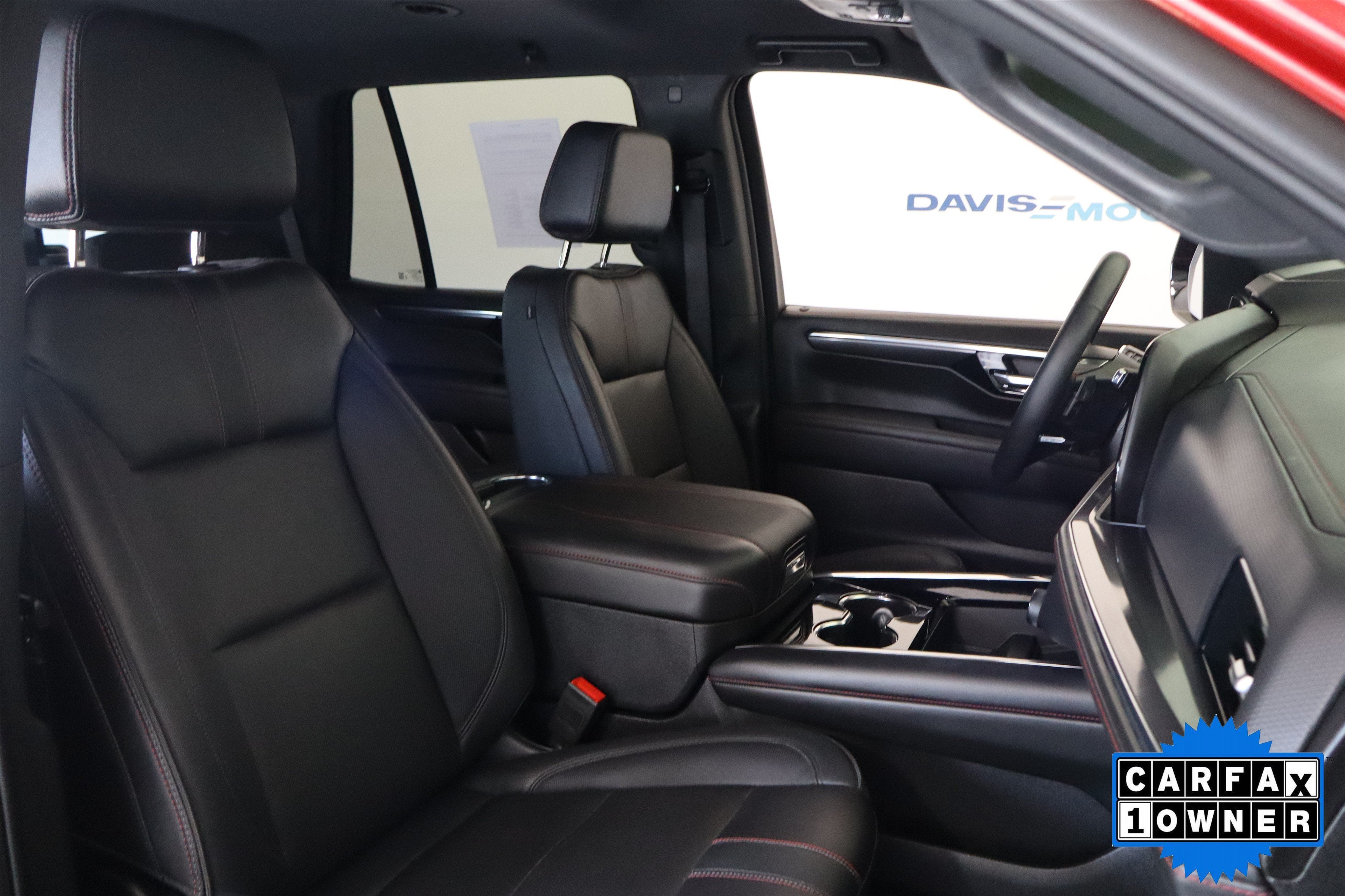 2025 Chevrolet Tahoe RST 4WD