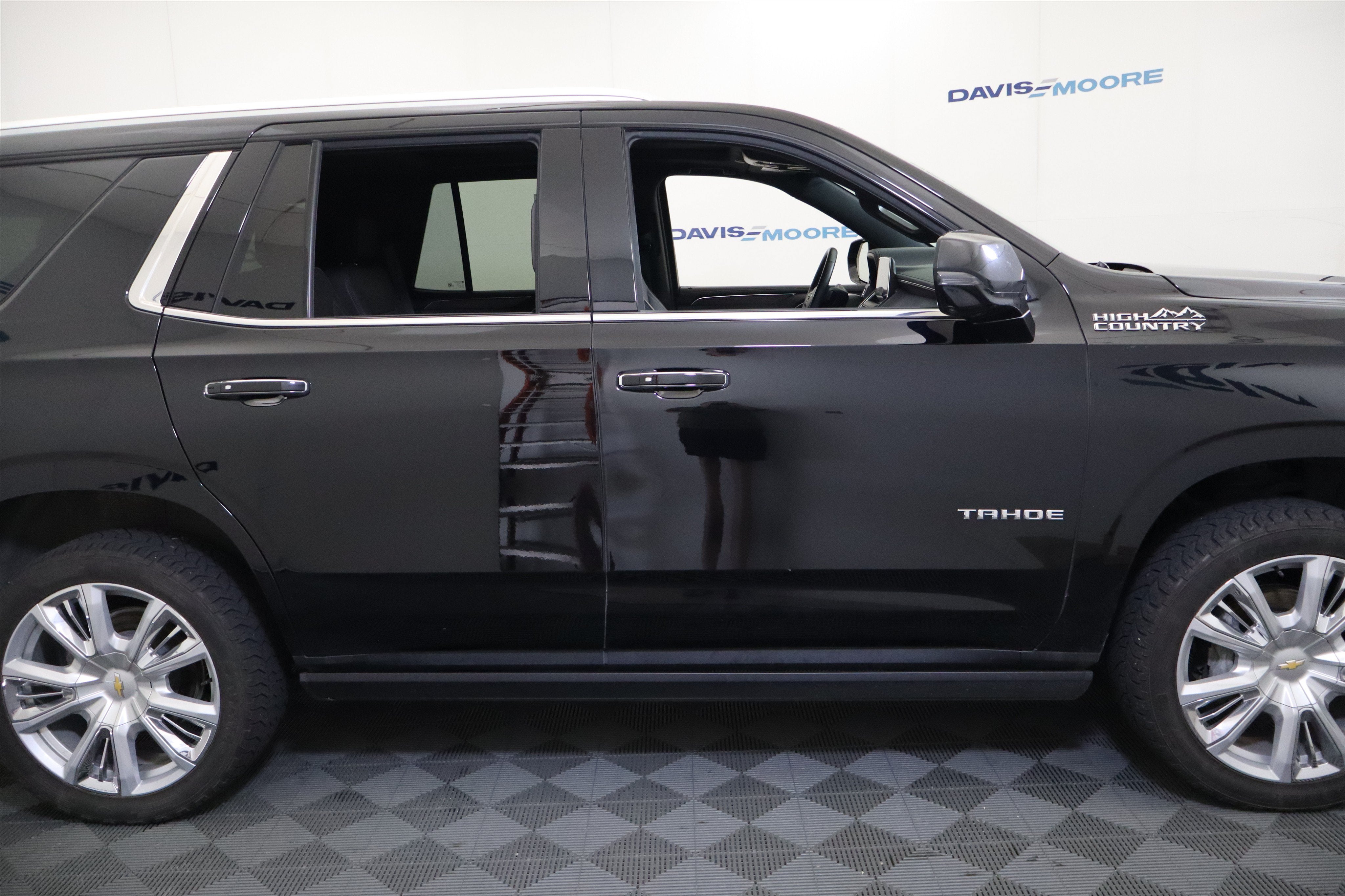 2023 Chevrolet Tahoe High Country 4WD