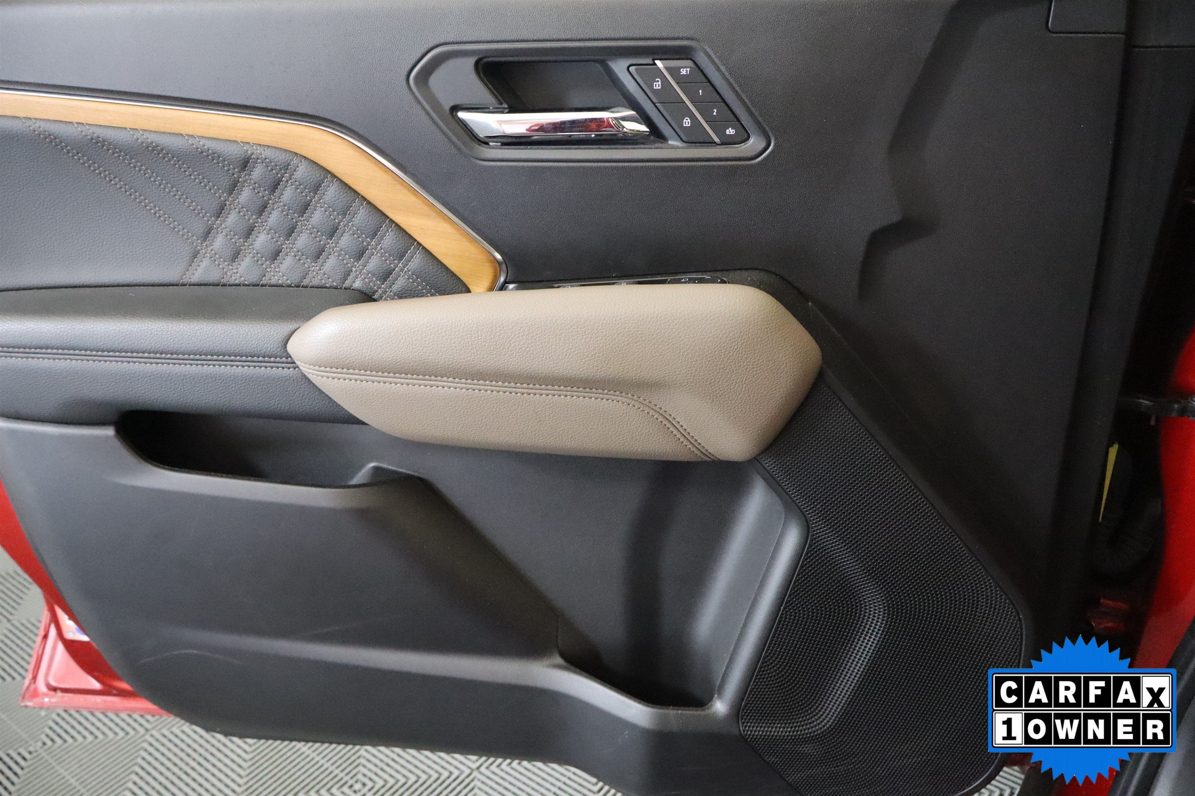 2024 GMC Canyon 4WD Denali