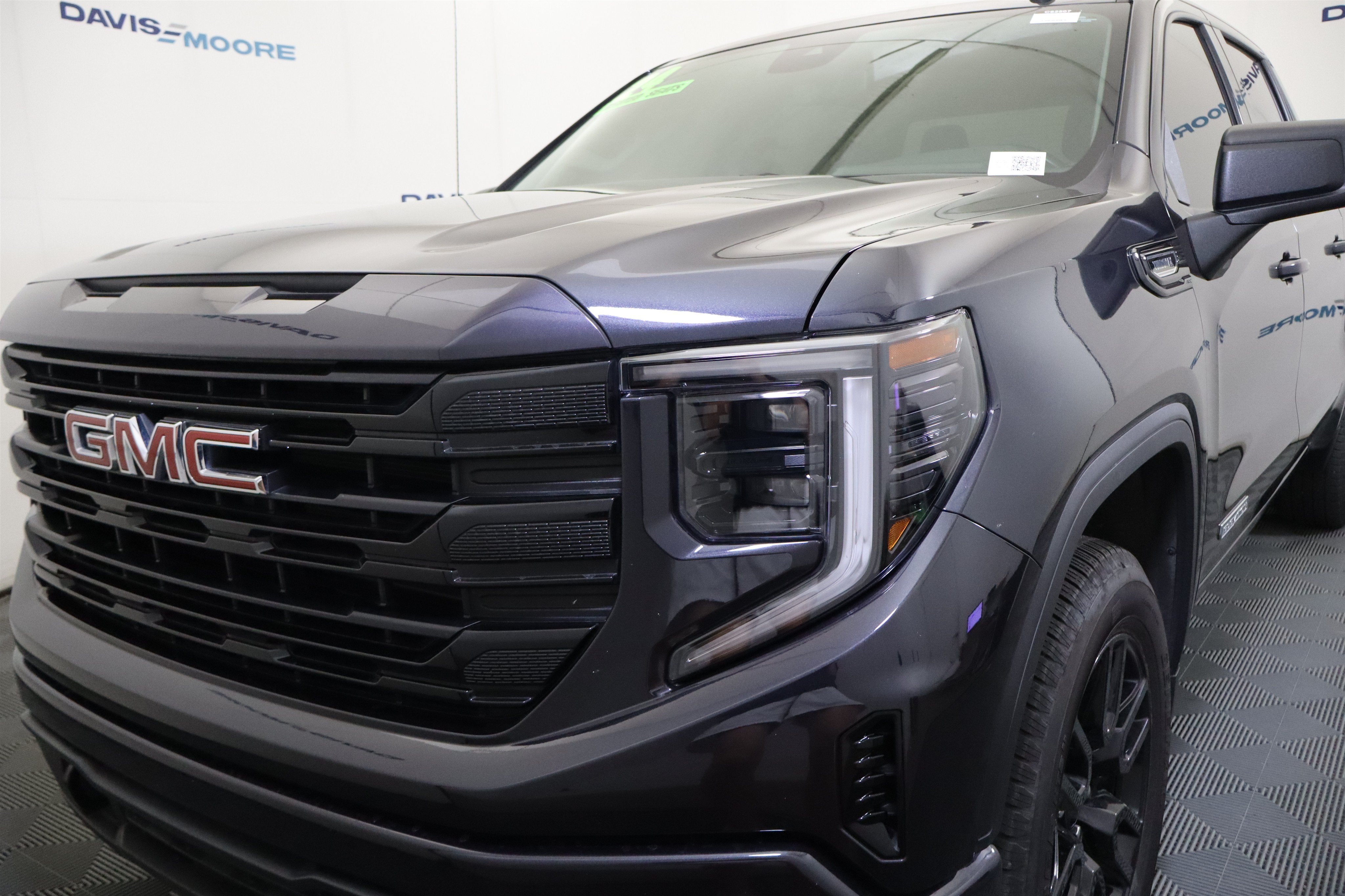 2024 GMC Sierra 1500 Elevation Crew Cab 4WD