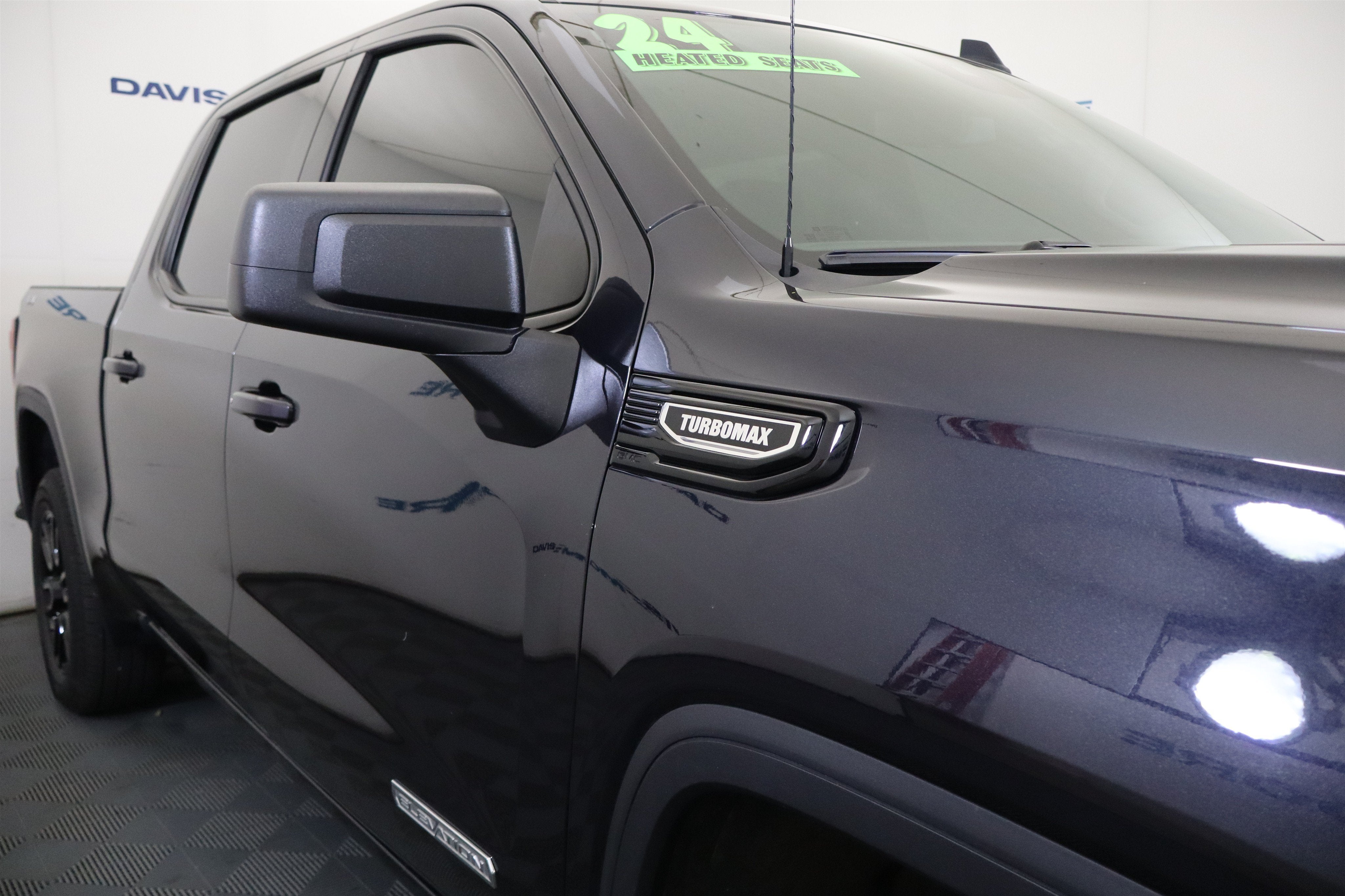 2024 GMC Sierra 1500 Elevation Crew Cab 4WD