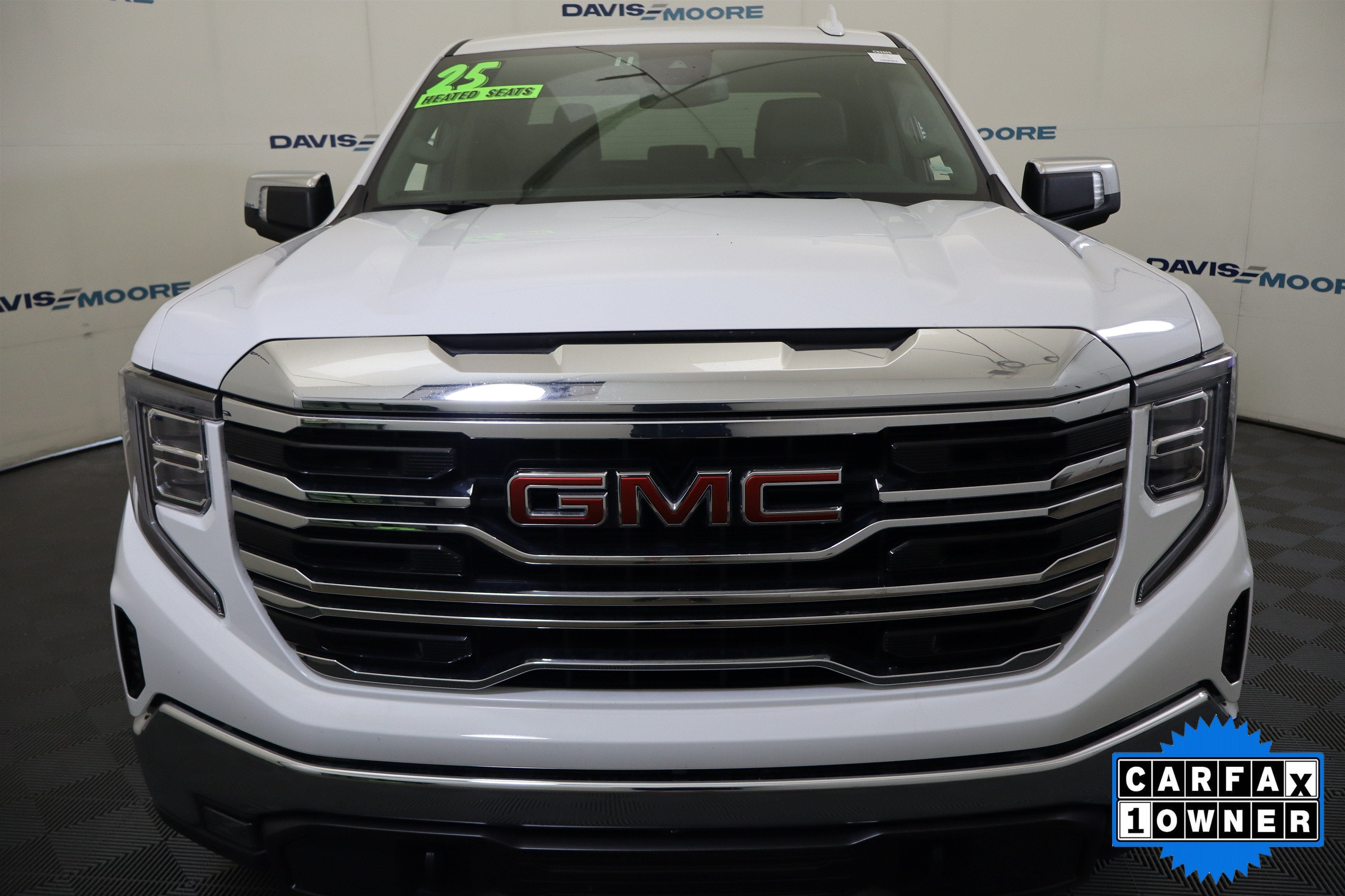2025 GMC Sierra 1500 SLT Crew Cab 4WD