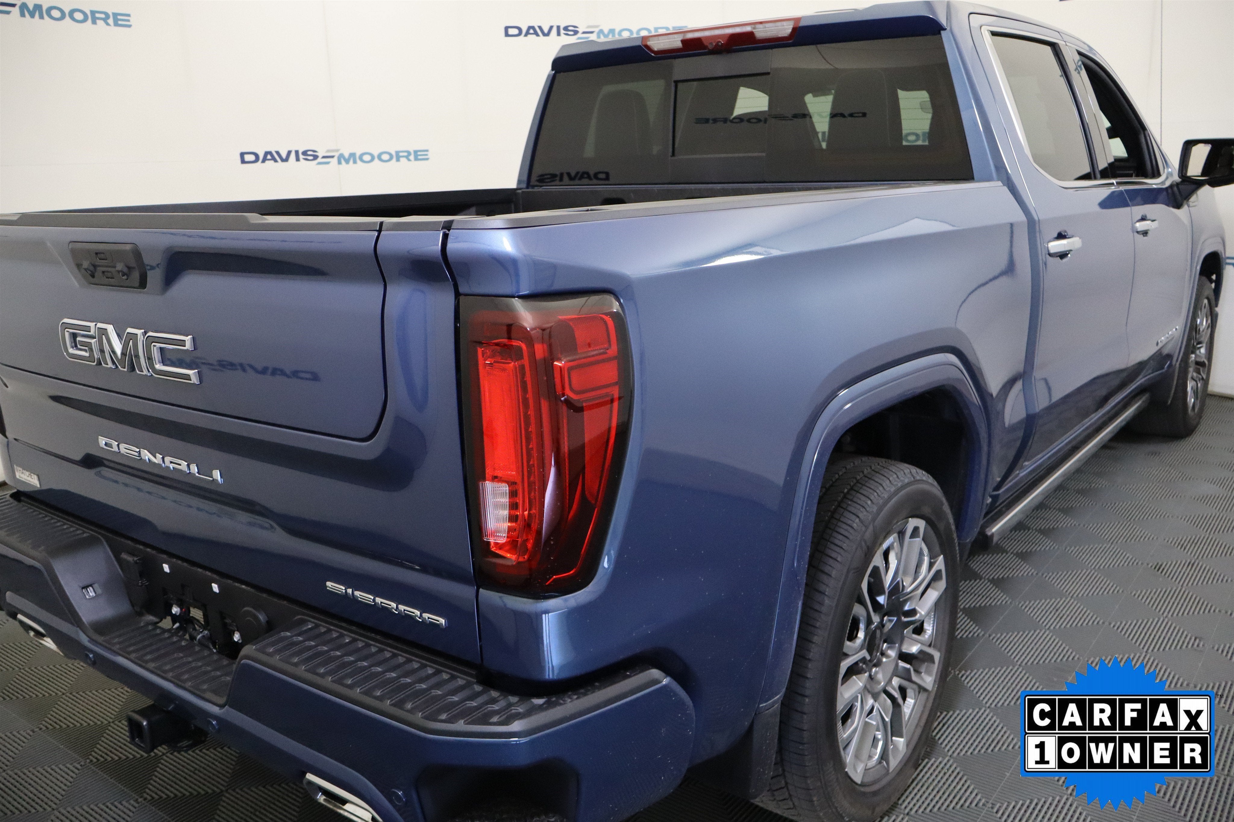 2026 GMC Sierra 1500 Denali Ultimate Crew Cab 4WD