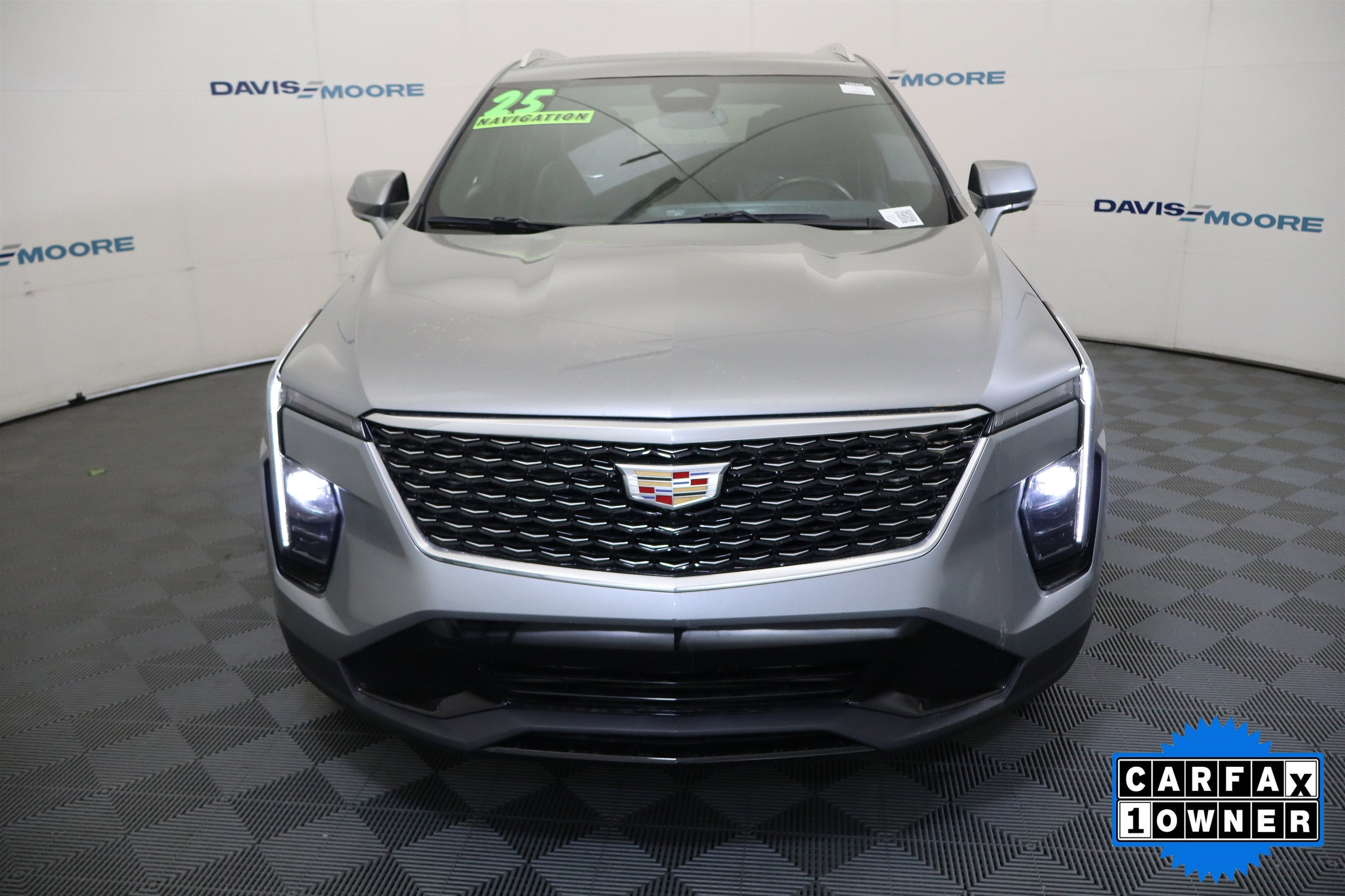 2025 Cadillac XT4 FWD Premium Luxury