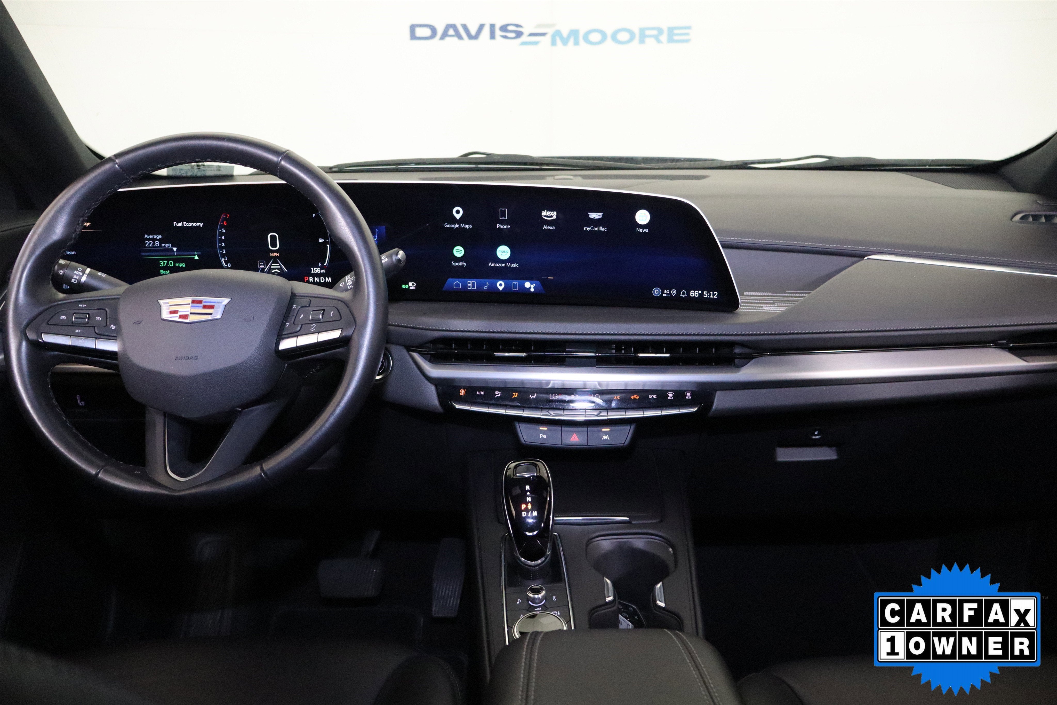 2025 Cadillac XT4 FWD Premium Luxury
