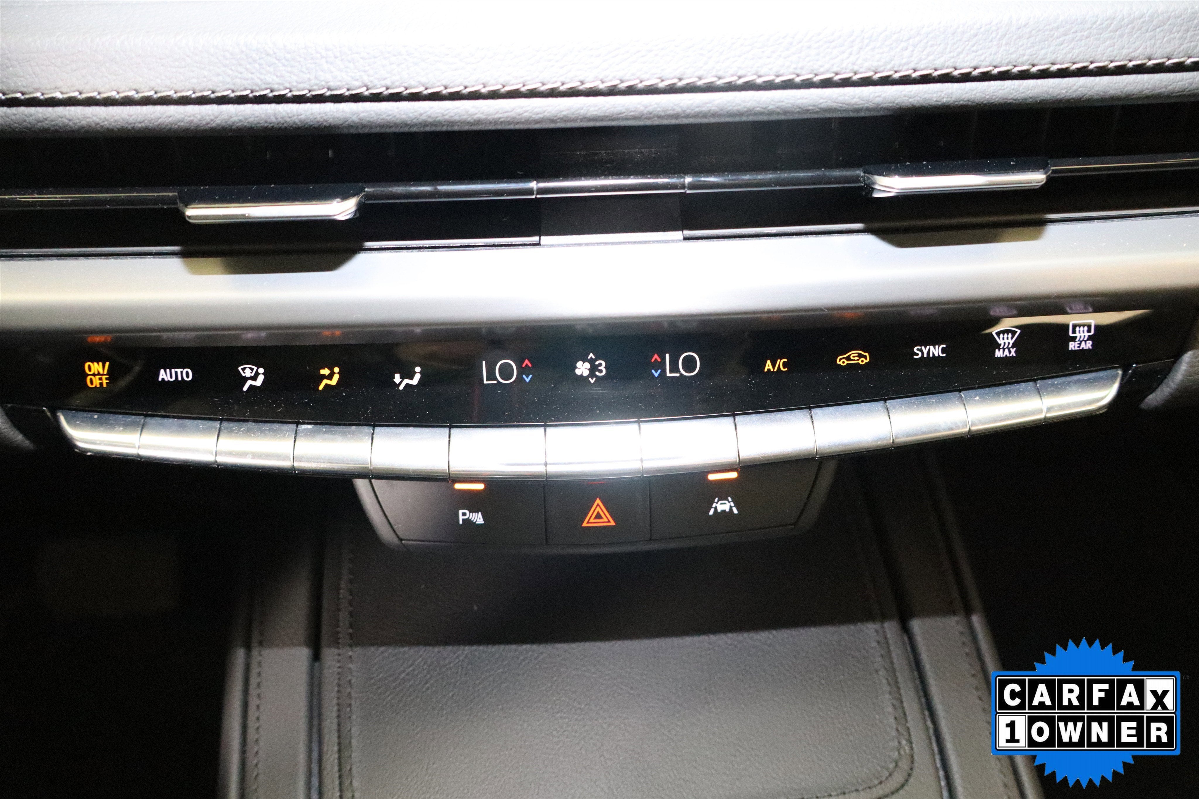 2025 Cadillac XT4 FWD Premium Luxury