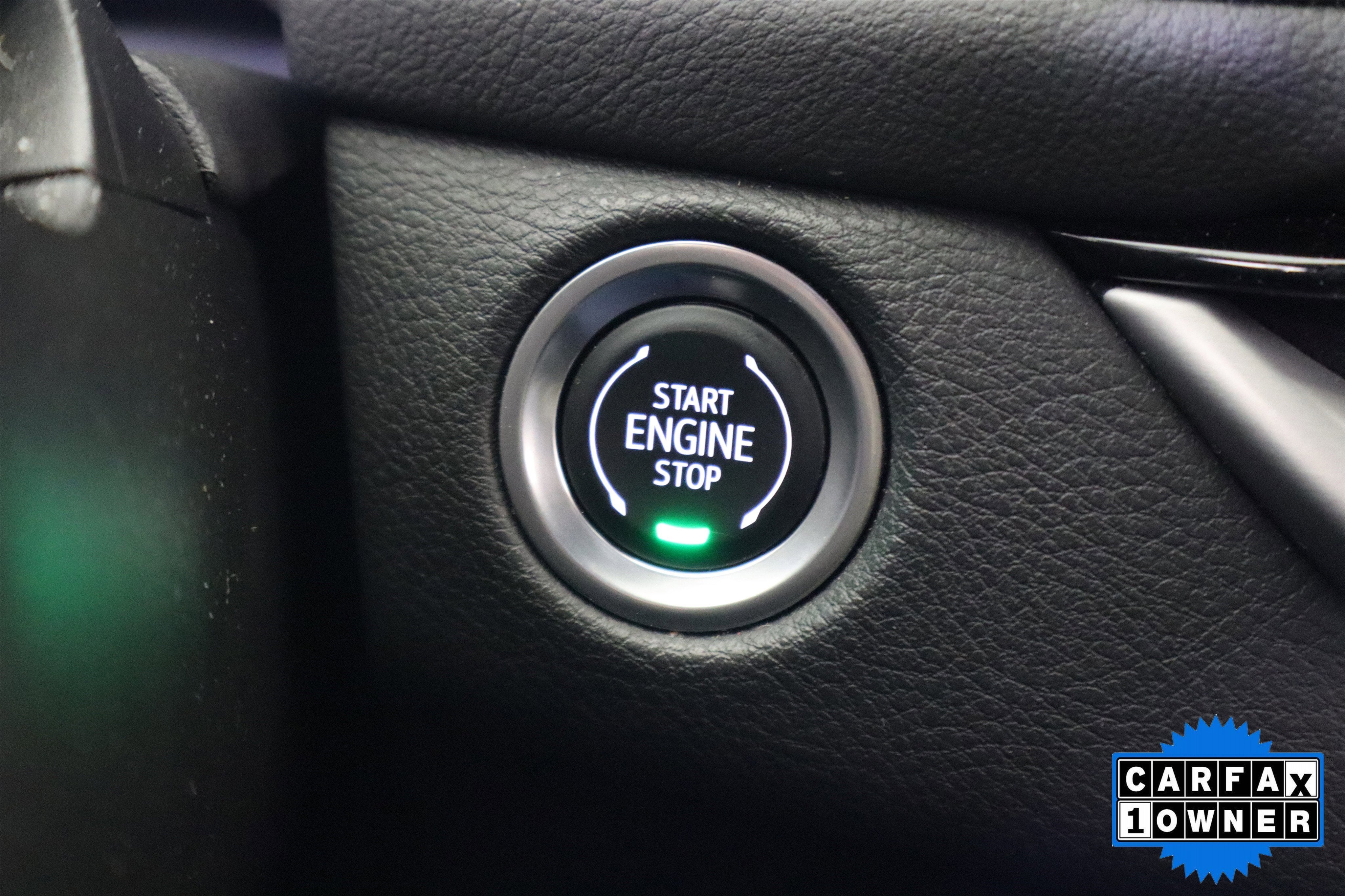 2025 Cadillac XT4 FWD Premium Luxury