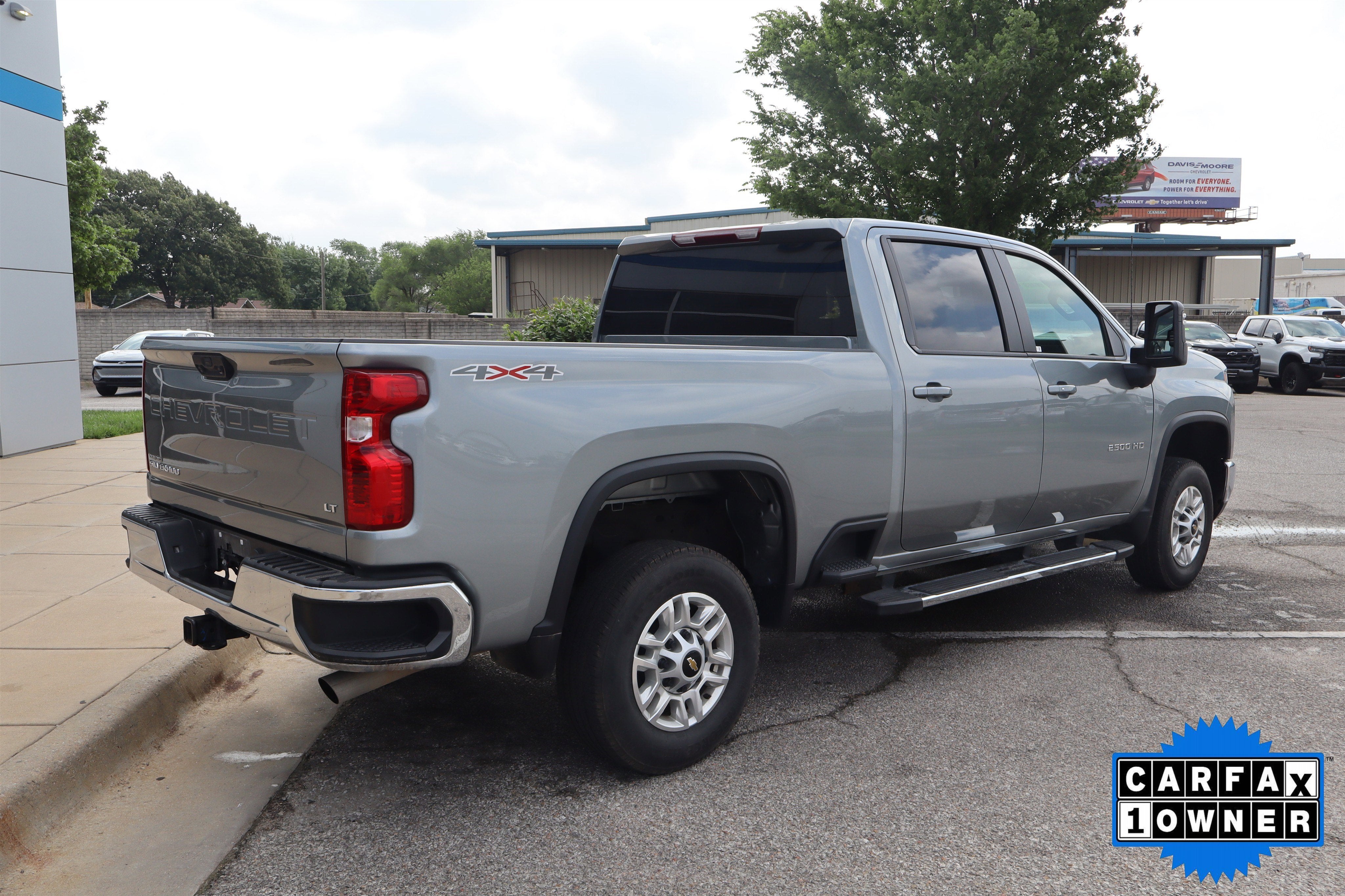 2025 Chevrolet Silverado 2500HD LT Crew Cab 4WD