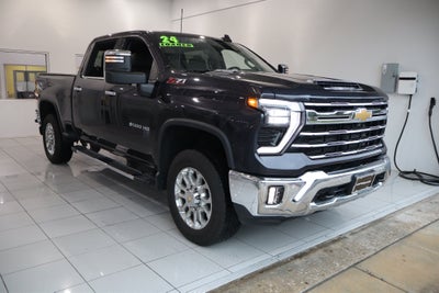 2024 Chevrolet Silverado 3500HD LTZ Crew Cab 4WD