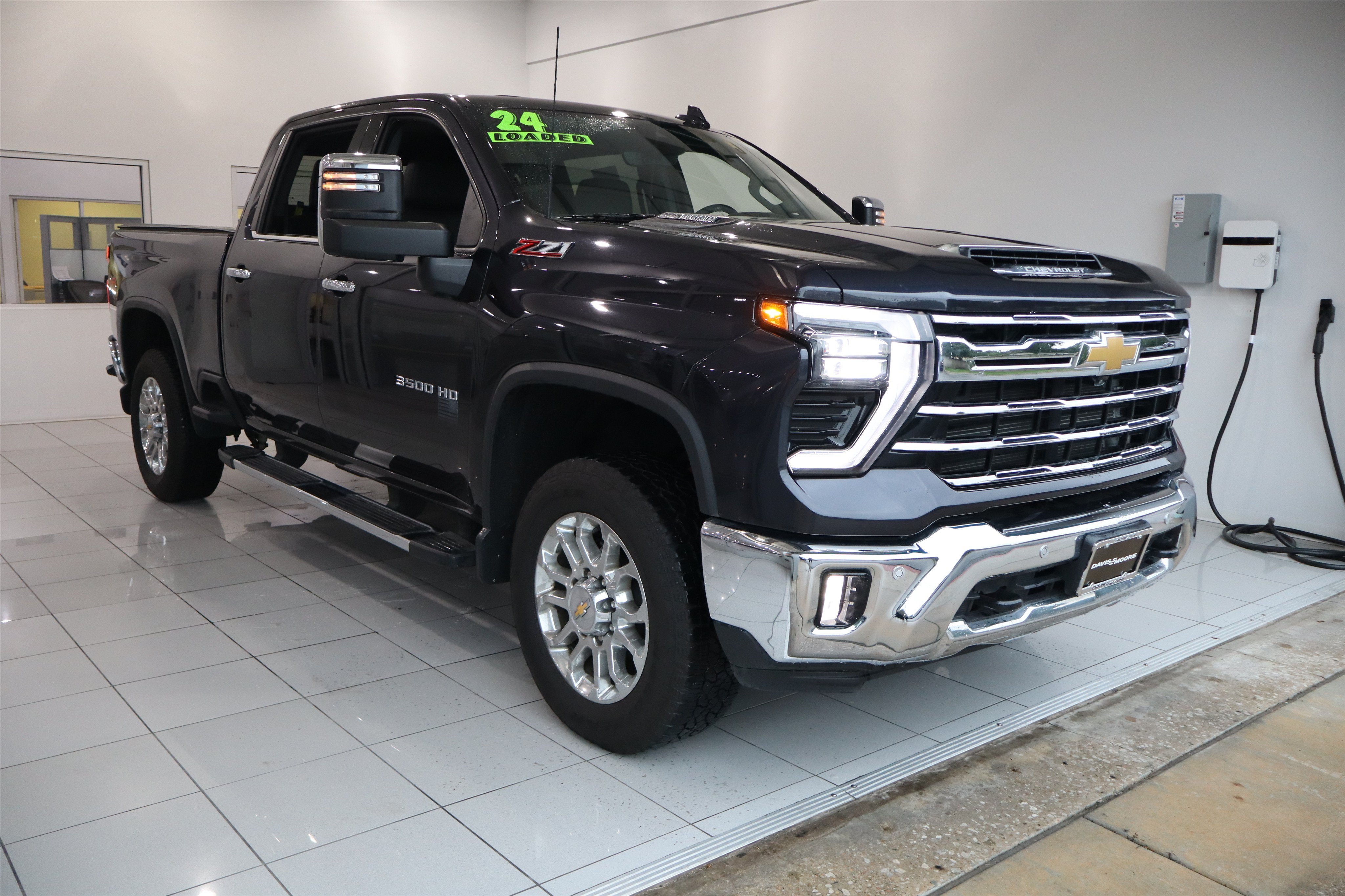 2024 Chevrolet Silverado 3500HD LTZ Crew Cab 4WD